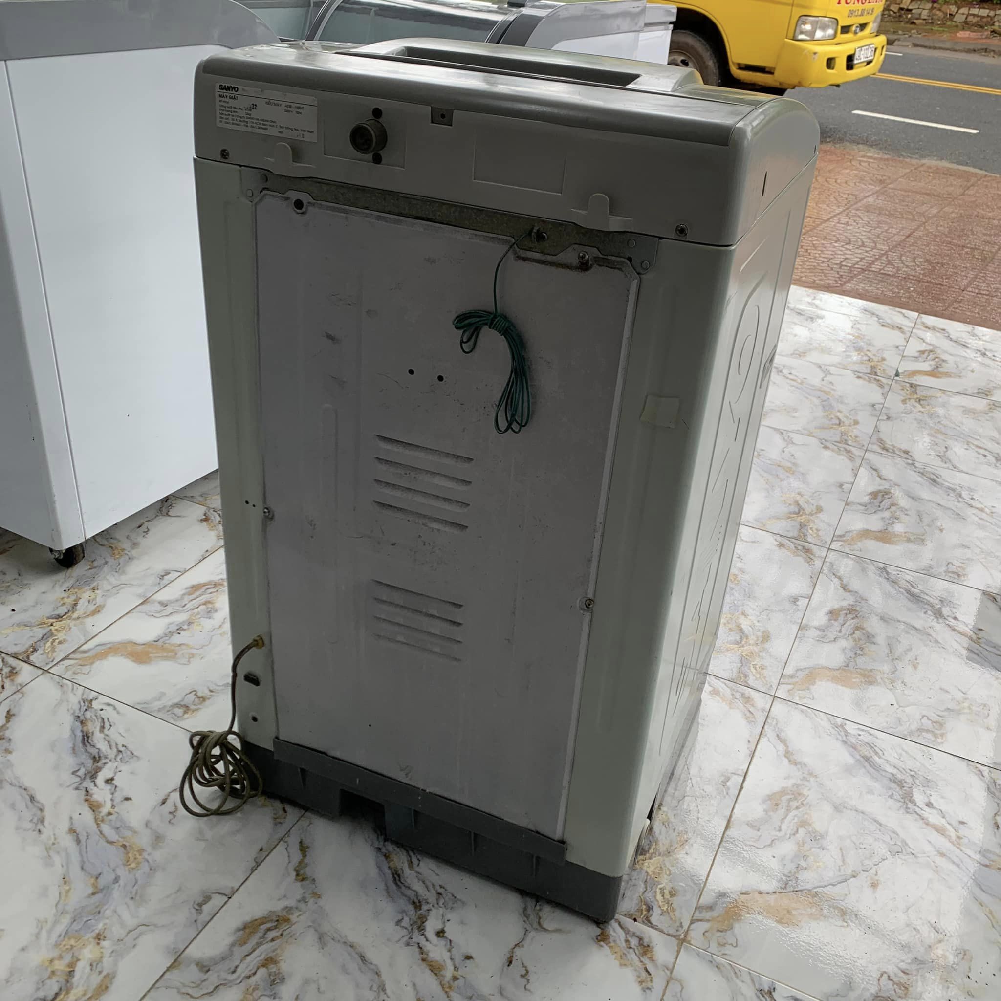 Máy giặt Sanyo ASW-F68HT