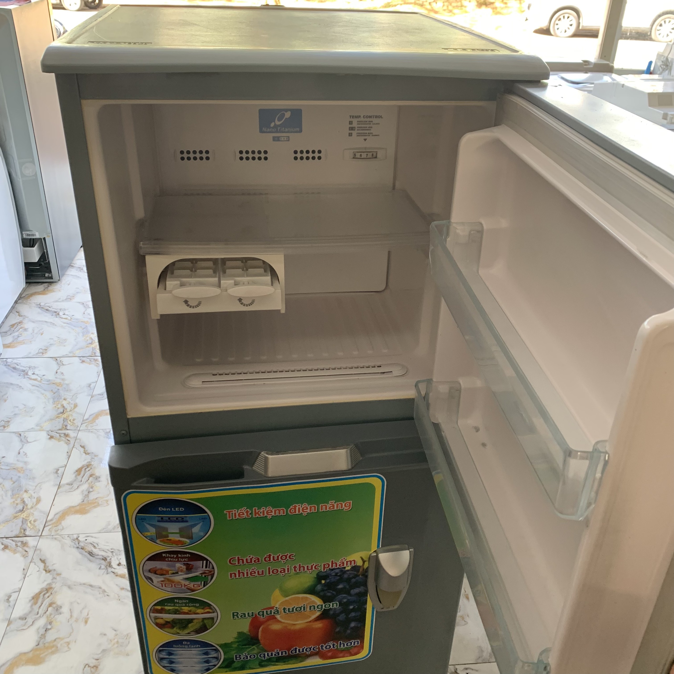 Tủ lạnh hitachi r-z19agv7vd