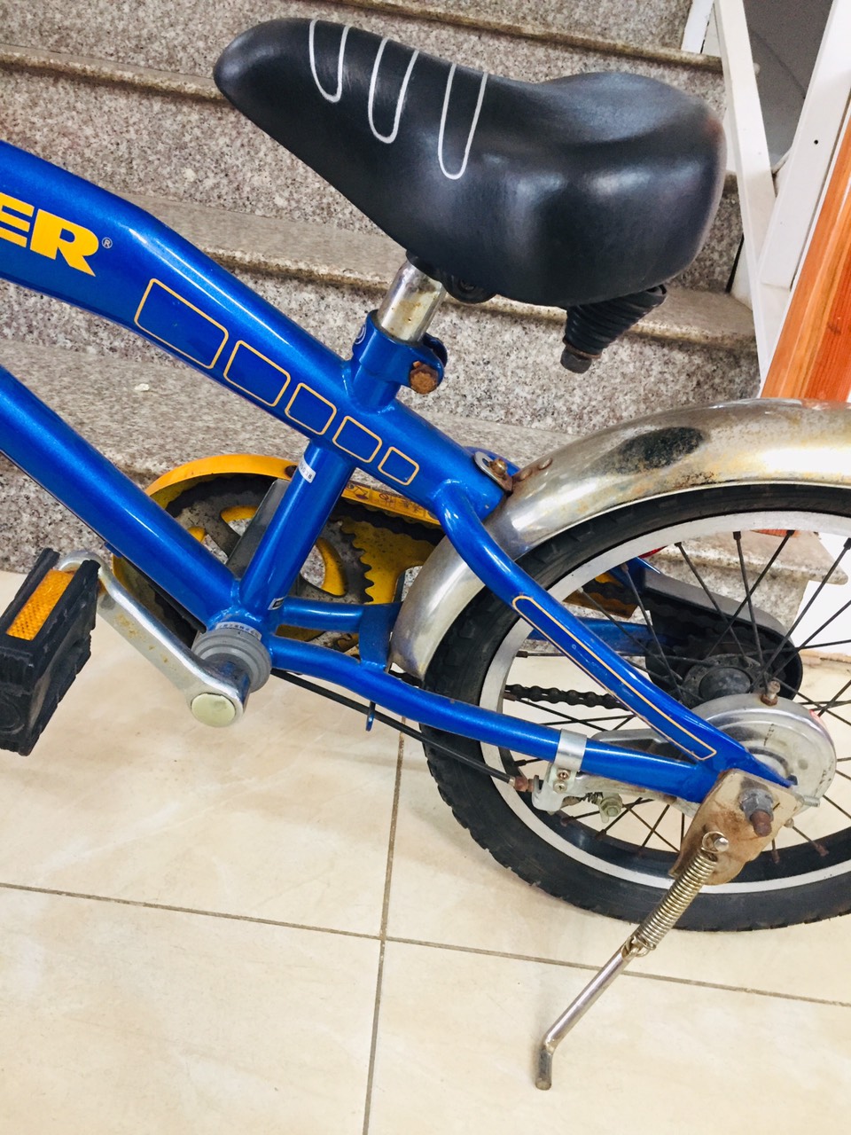 Xe đạp trẻ em Hummer