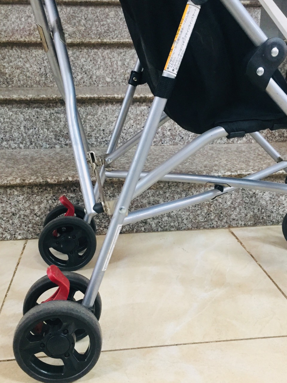 XE ĐẨY EM BÉ 1 CHIỀU GẤP GỌN NHẬT BẢN