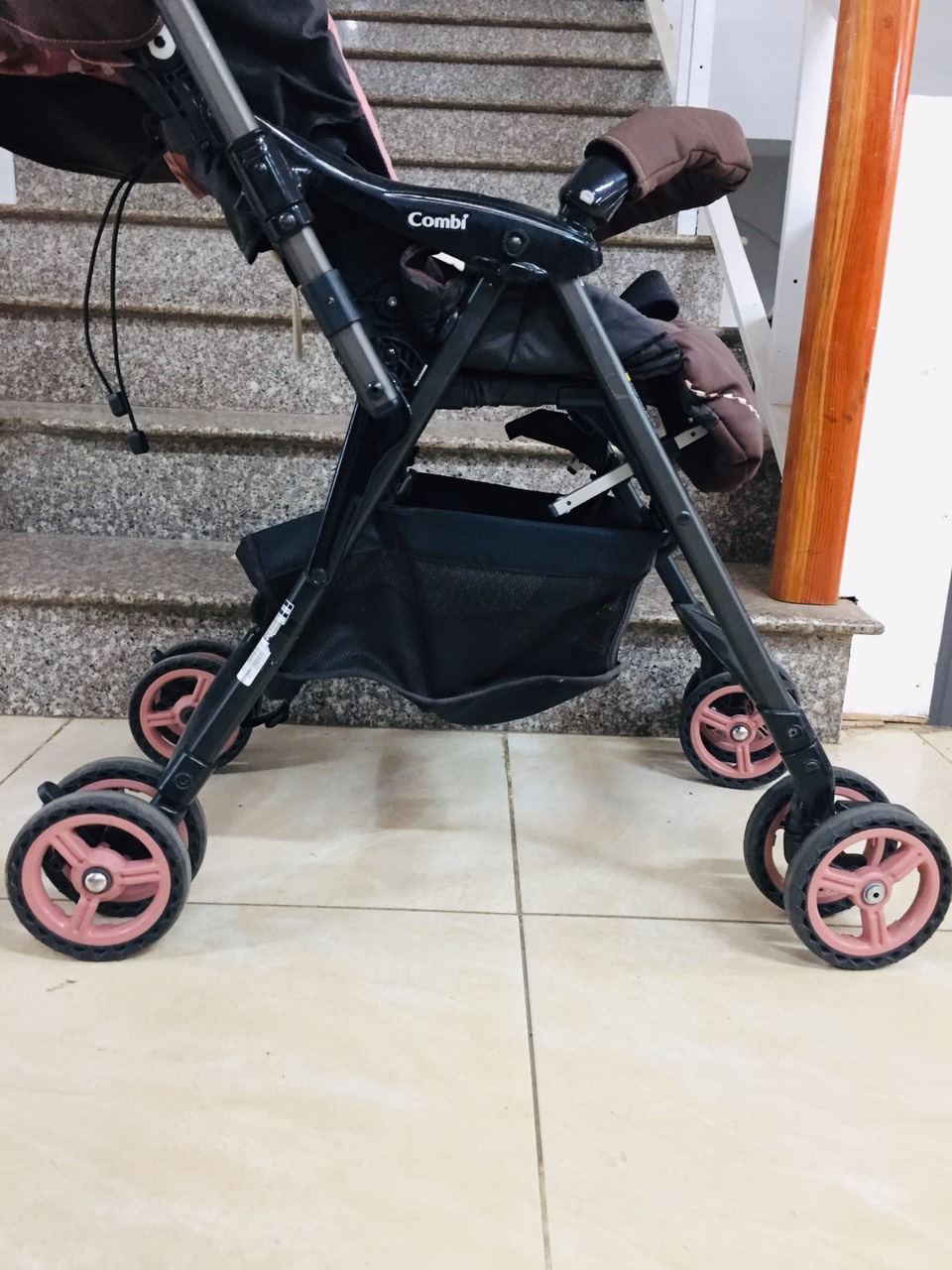 XE ĐẨY EM BÉ 2 CHIỀU 3 TƯ THẾ COMBI