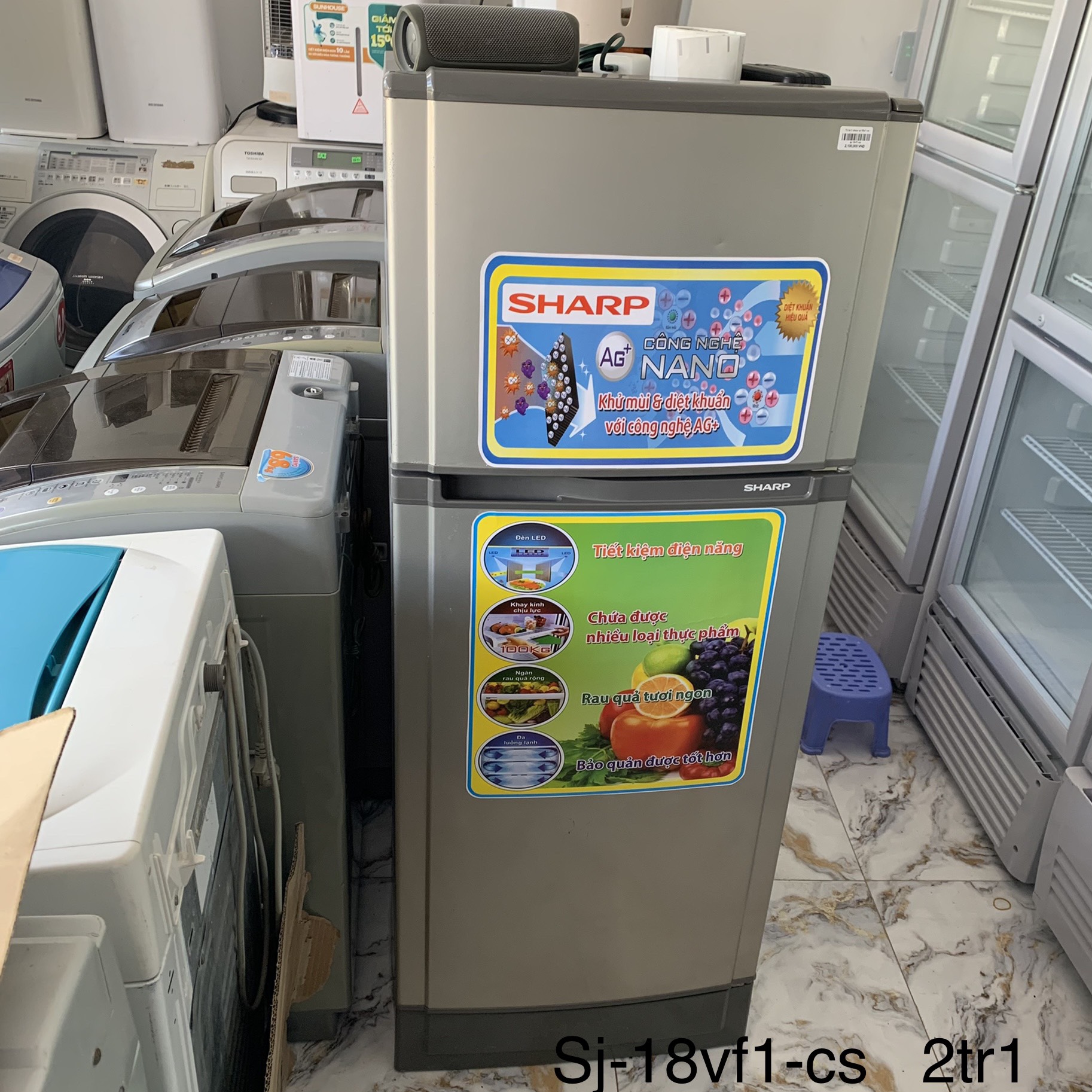 Tủ lạnh shapr sj-18vf1-cs