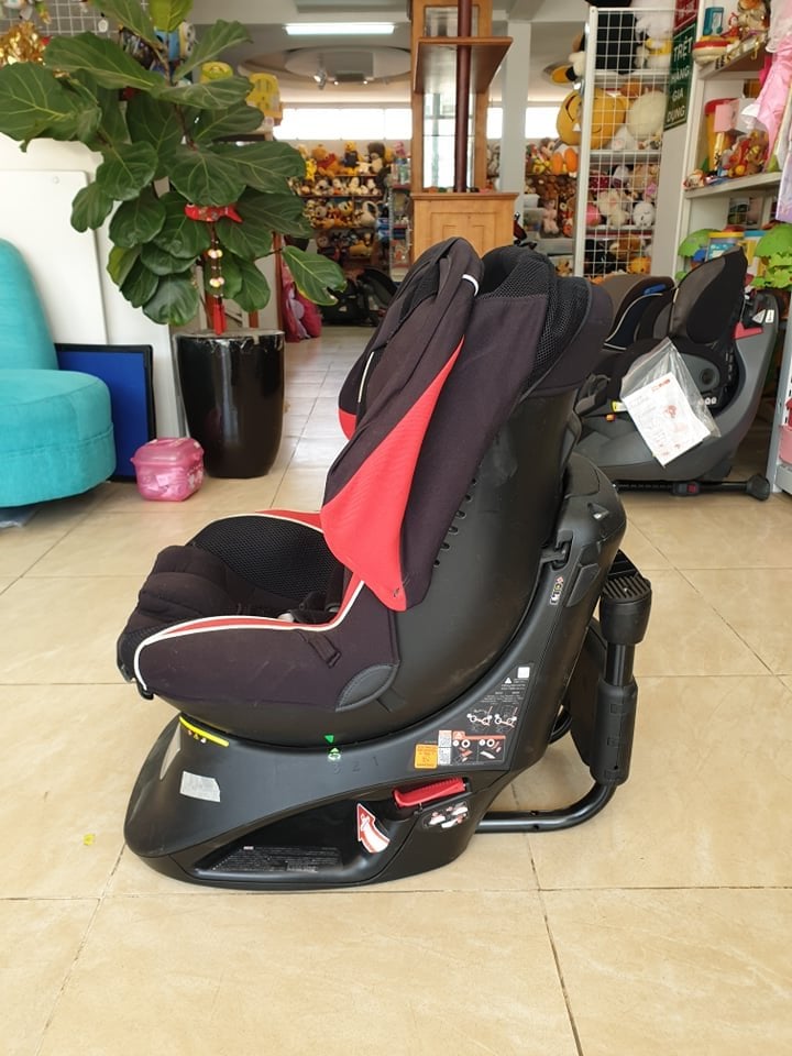 Ghế ngồi ô tô 3 tư thế cho bé