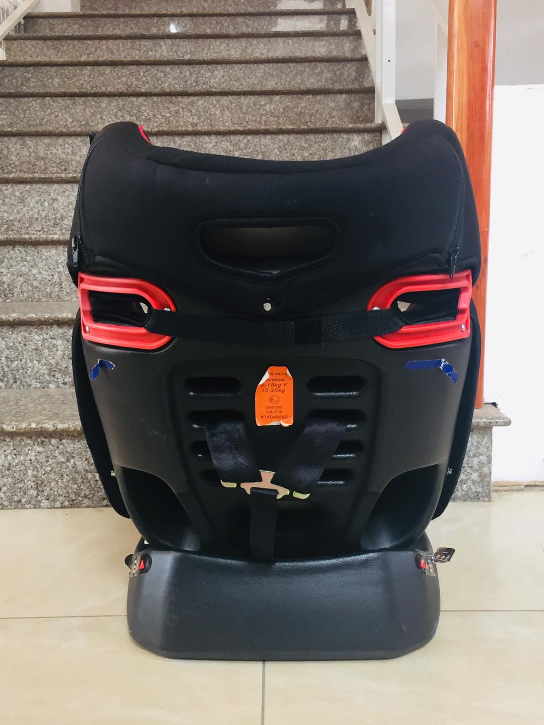 GHẾ NGỒI Ô TÔ CHO BÉ MUM’S CARRY