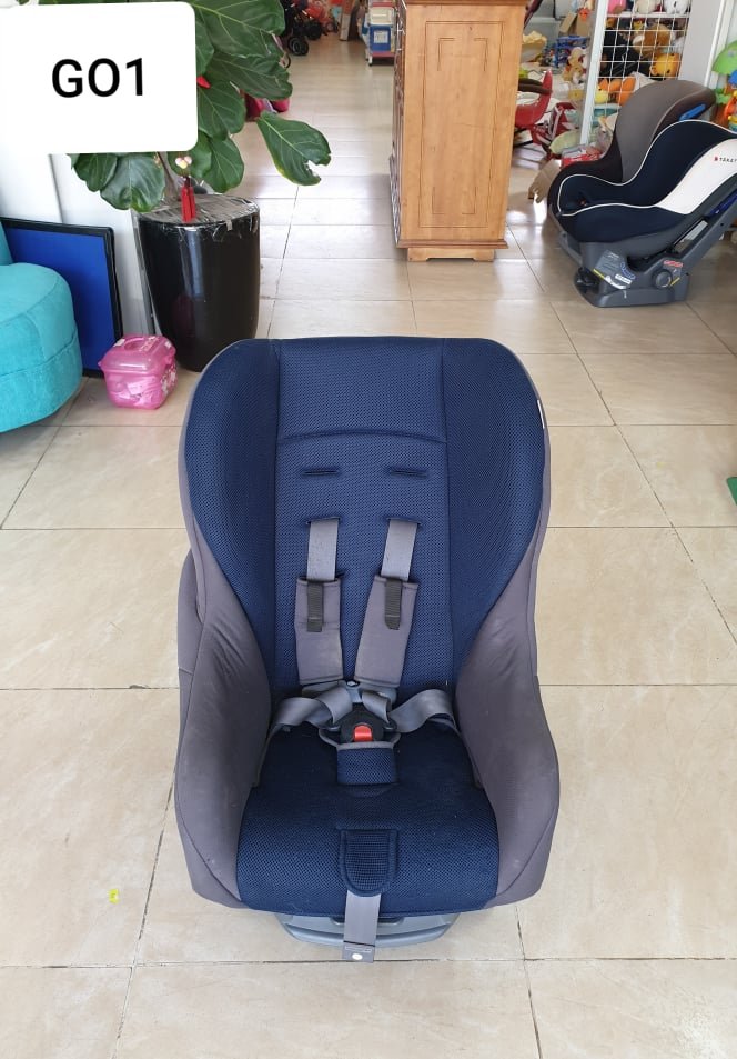 Ghế ngồi ôtô TAKATA trượt chỉnh 3 tư thế cho bé ( Nội địa Nhật )