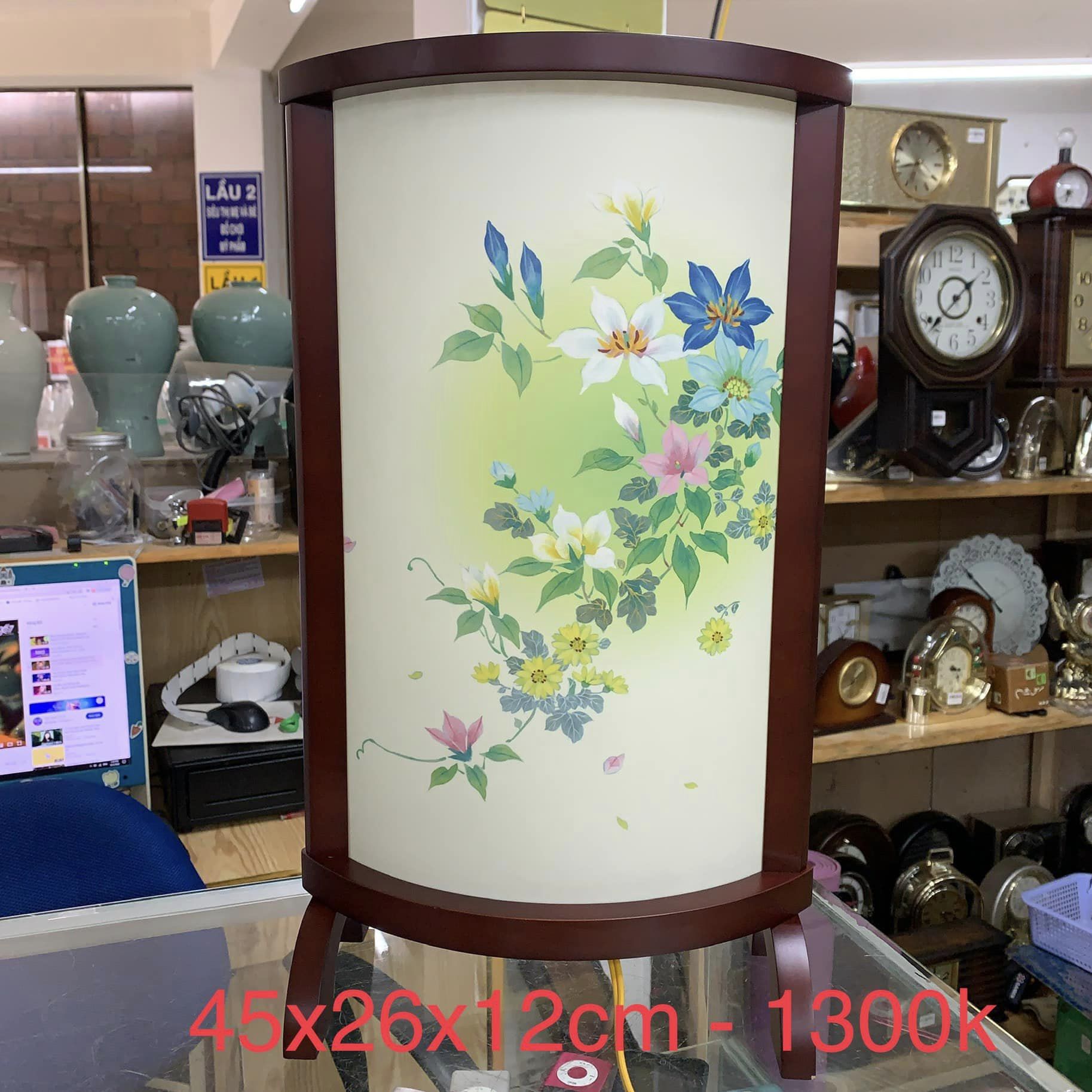 Đèn tranh trang trí