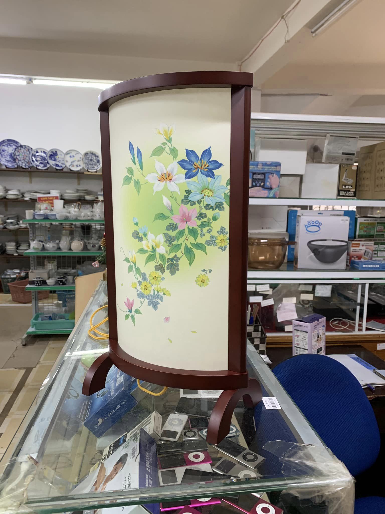 Đèn tranh trang trí