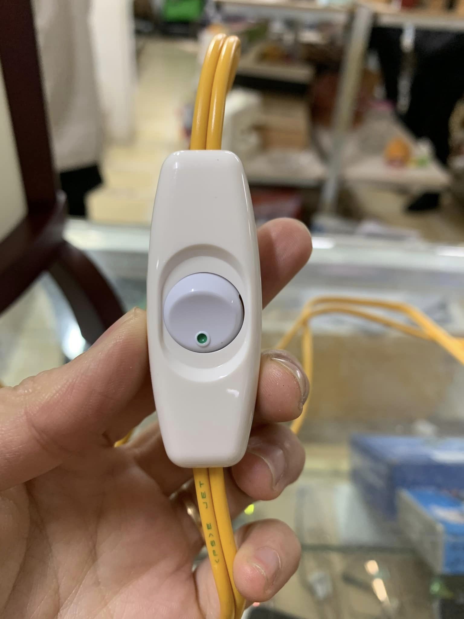 Đèn tranh trang trí