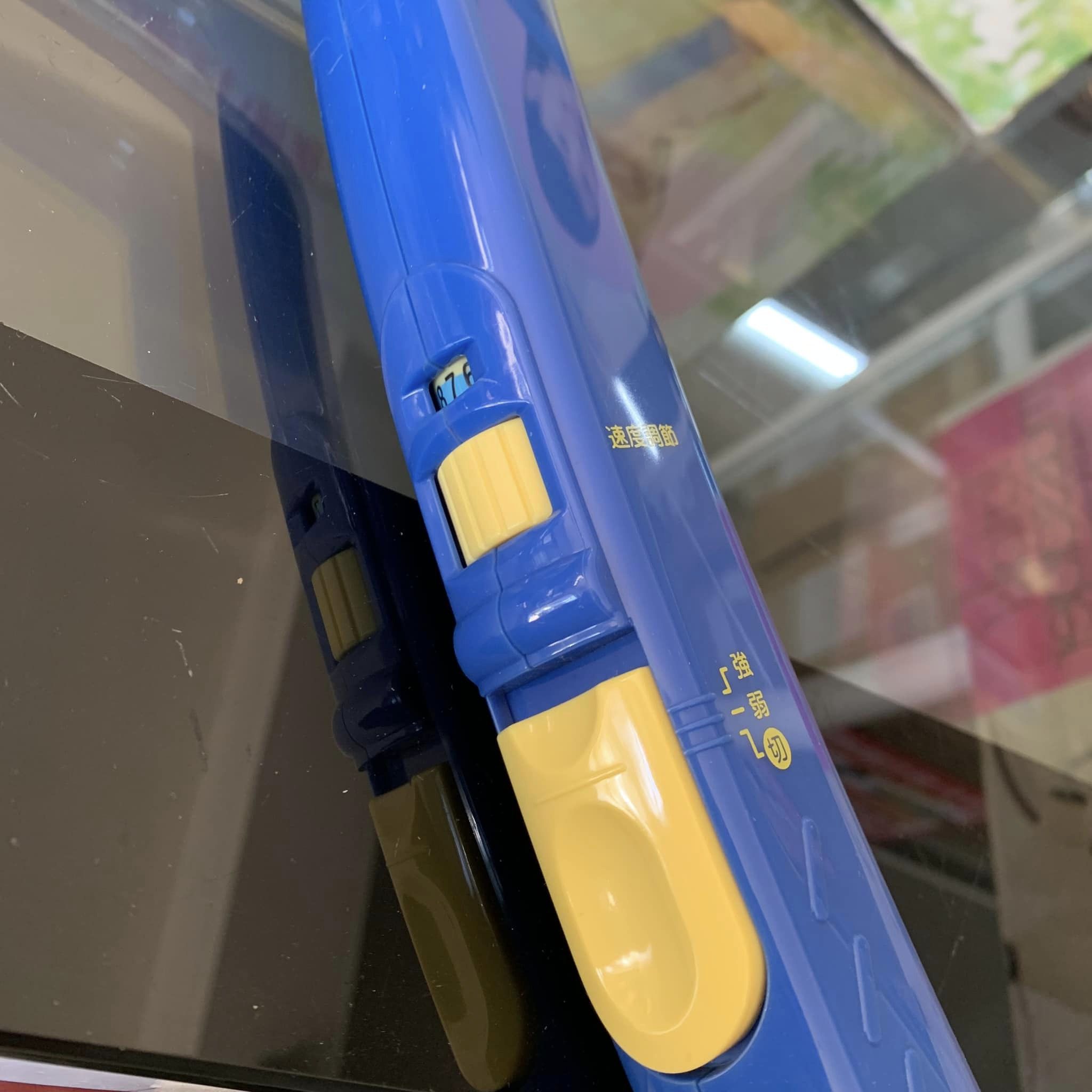 Máy matxa omron HM151