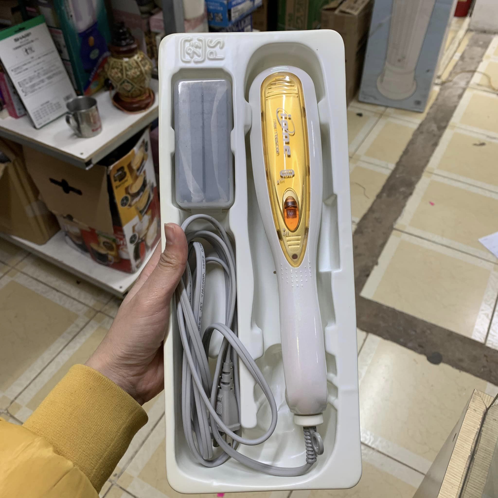 Máy làm tóc Tescom