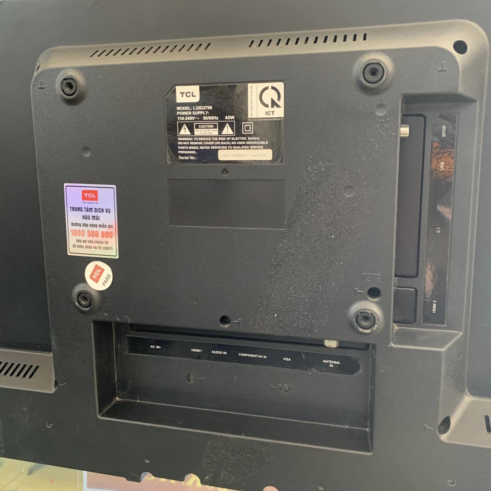 Ti vi TCL 32in