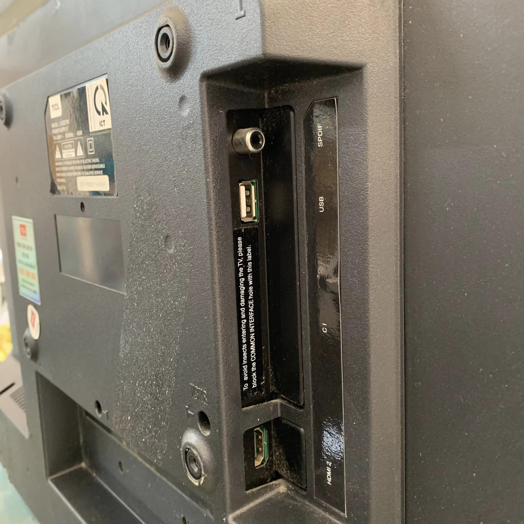 Ti vi TCL 32in