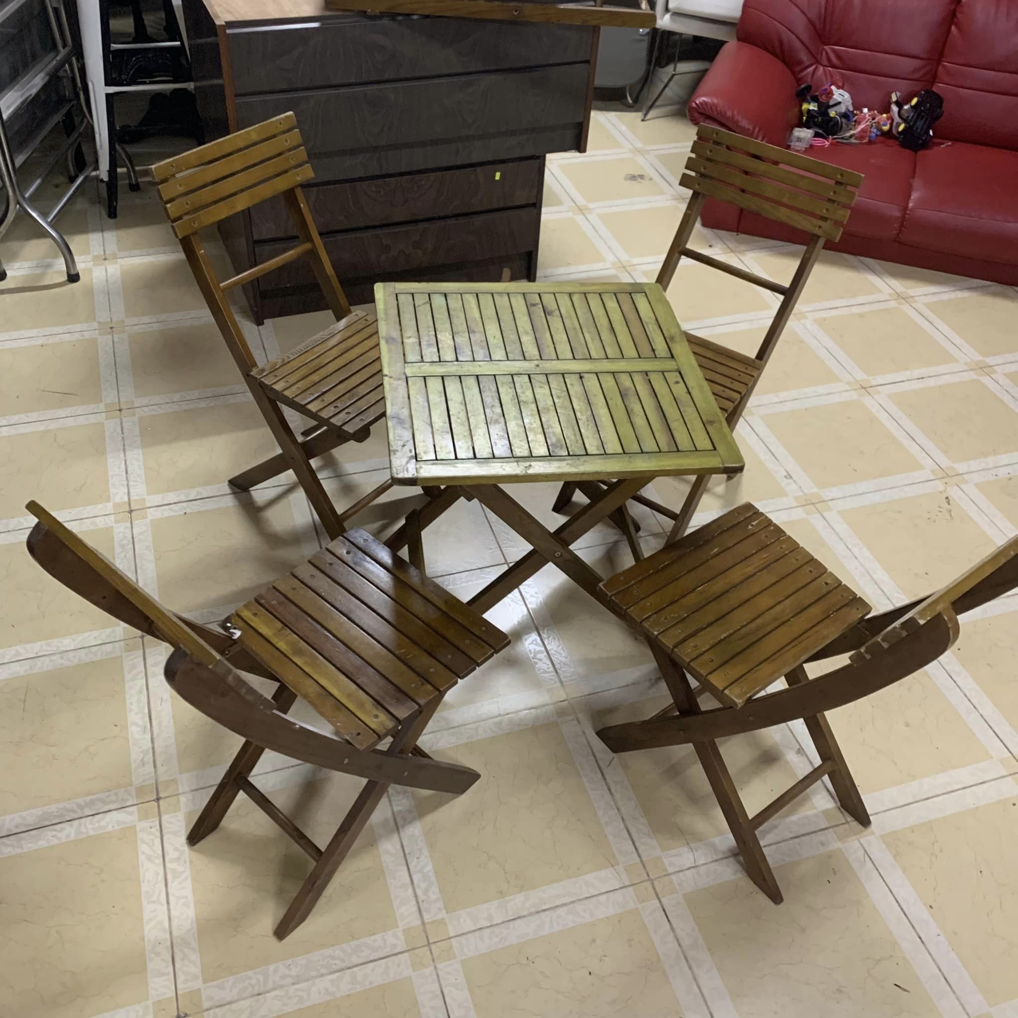 Ghế gỗ gấp gọn