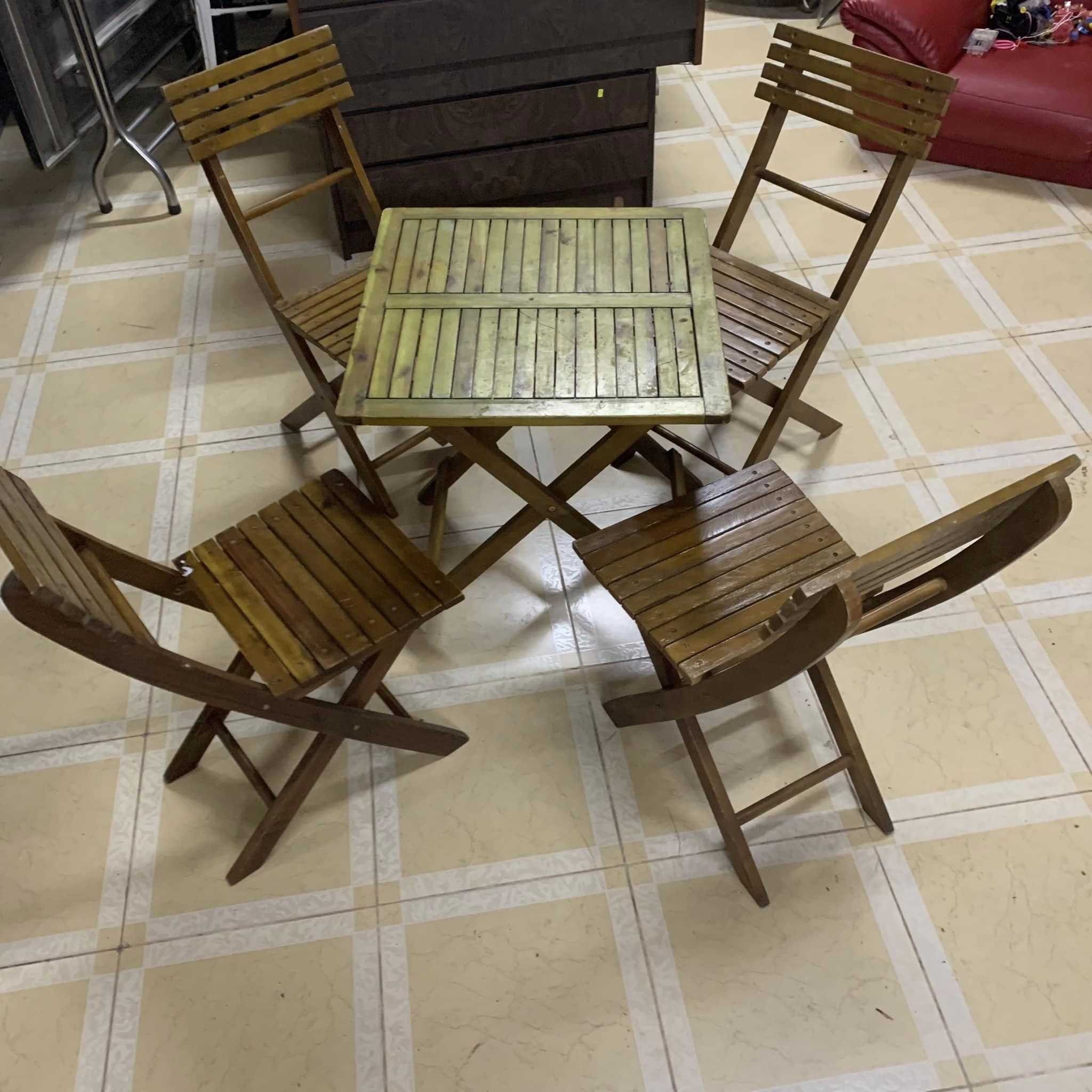 Ghế gỗ gấp gọn