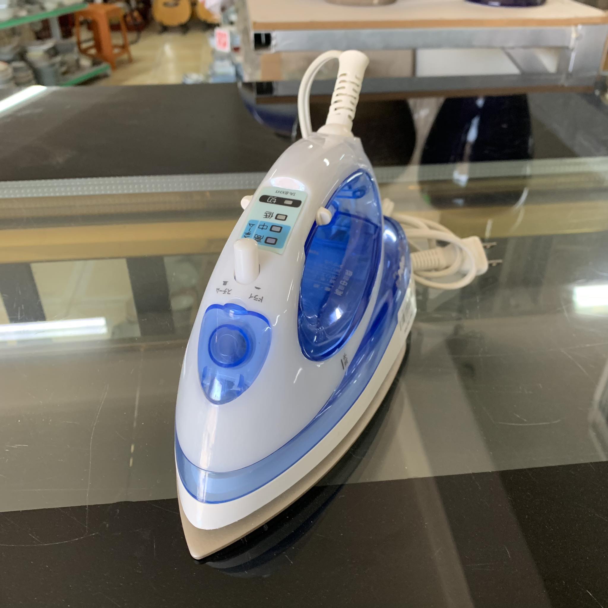 Bàn ủi hơi nước 300