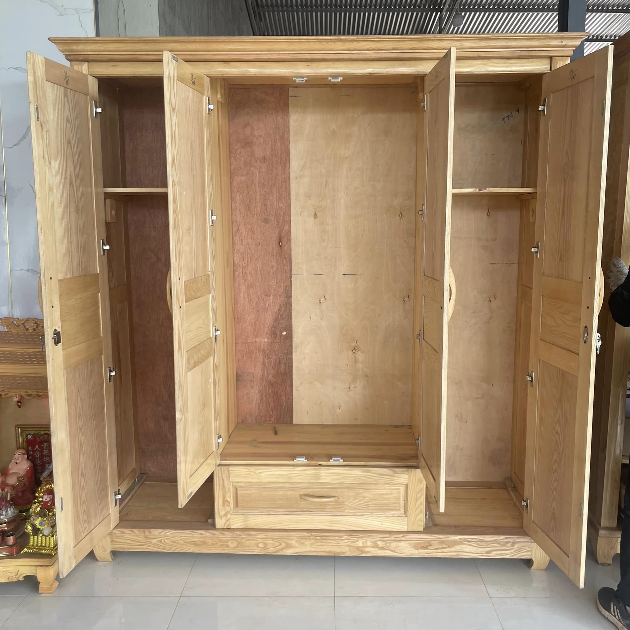 Tủ quần áo gỗ sồi 4 cánh