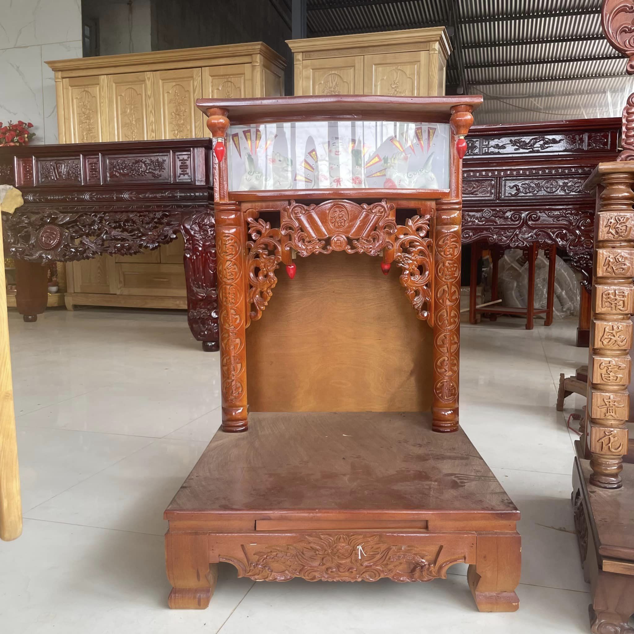 Bàn thờ ông địa gỗ xoan ta có hộp đèn