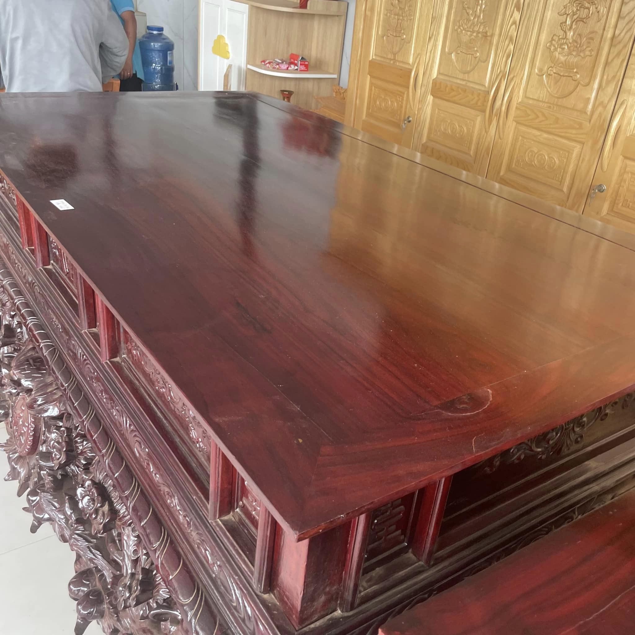 Sập thờ hương Padouk chân dày 20cm