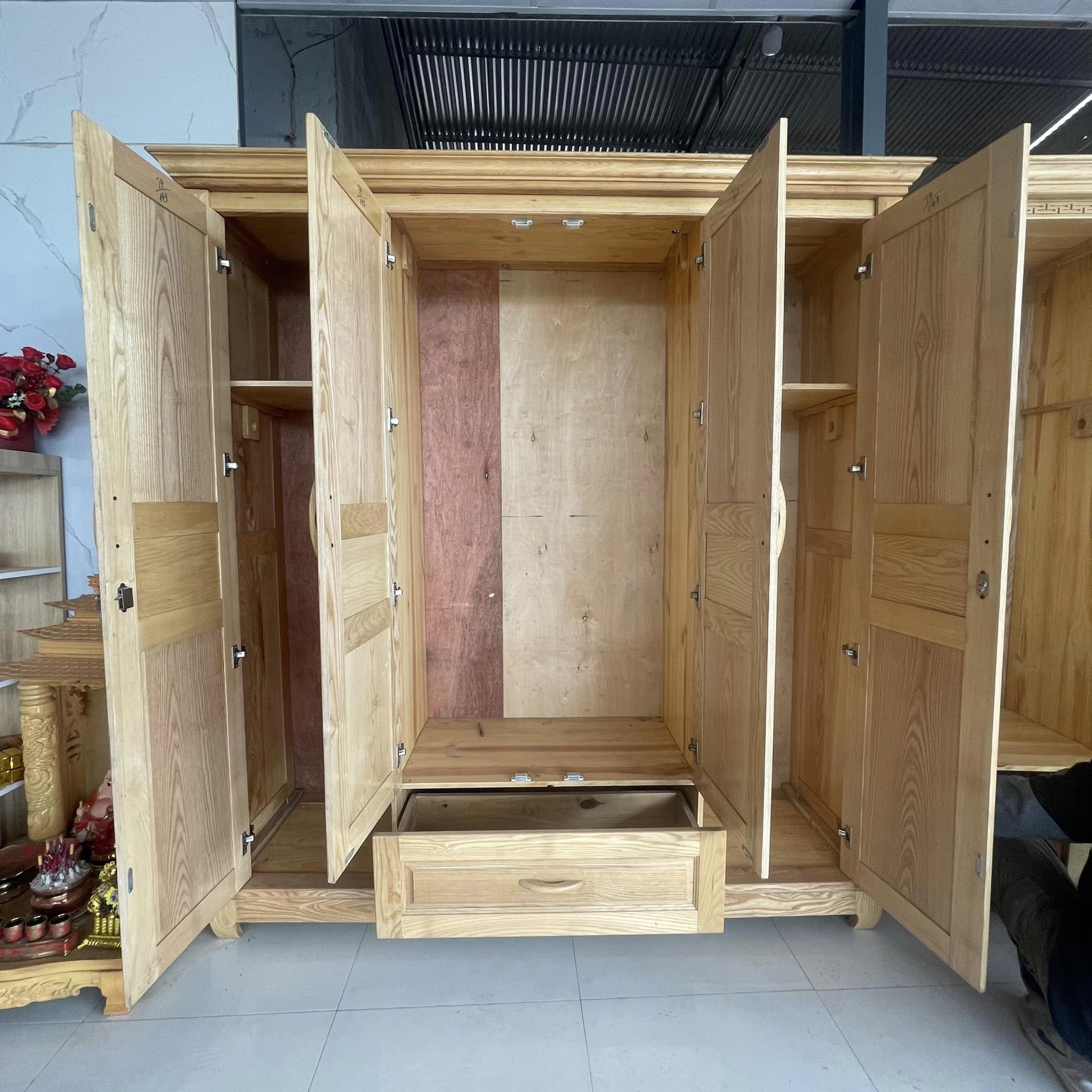 Tủ quần áo gỗ sồi 4 cánh