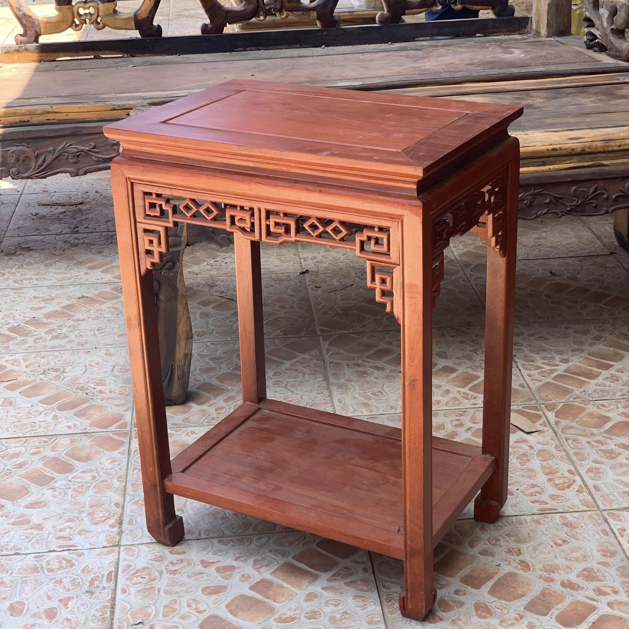 Đôn gỗ hình chữ nhật