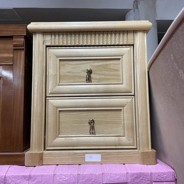 Tab đầu giường