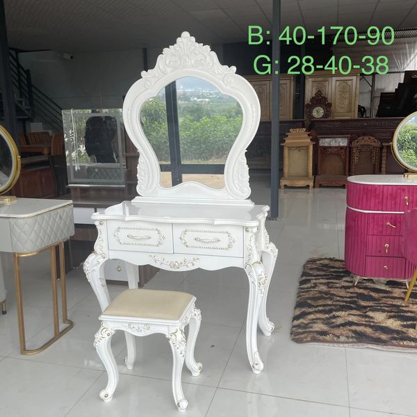 Bàn trang điểm trắng cổ điển