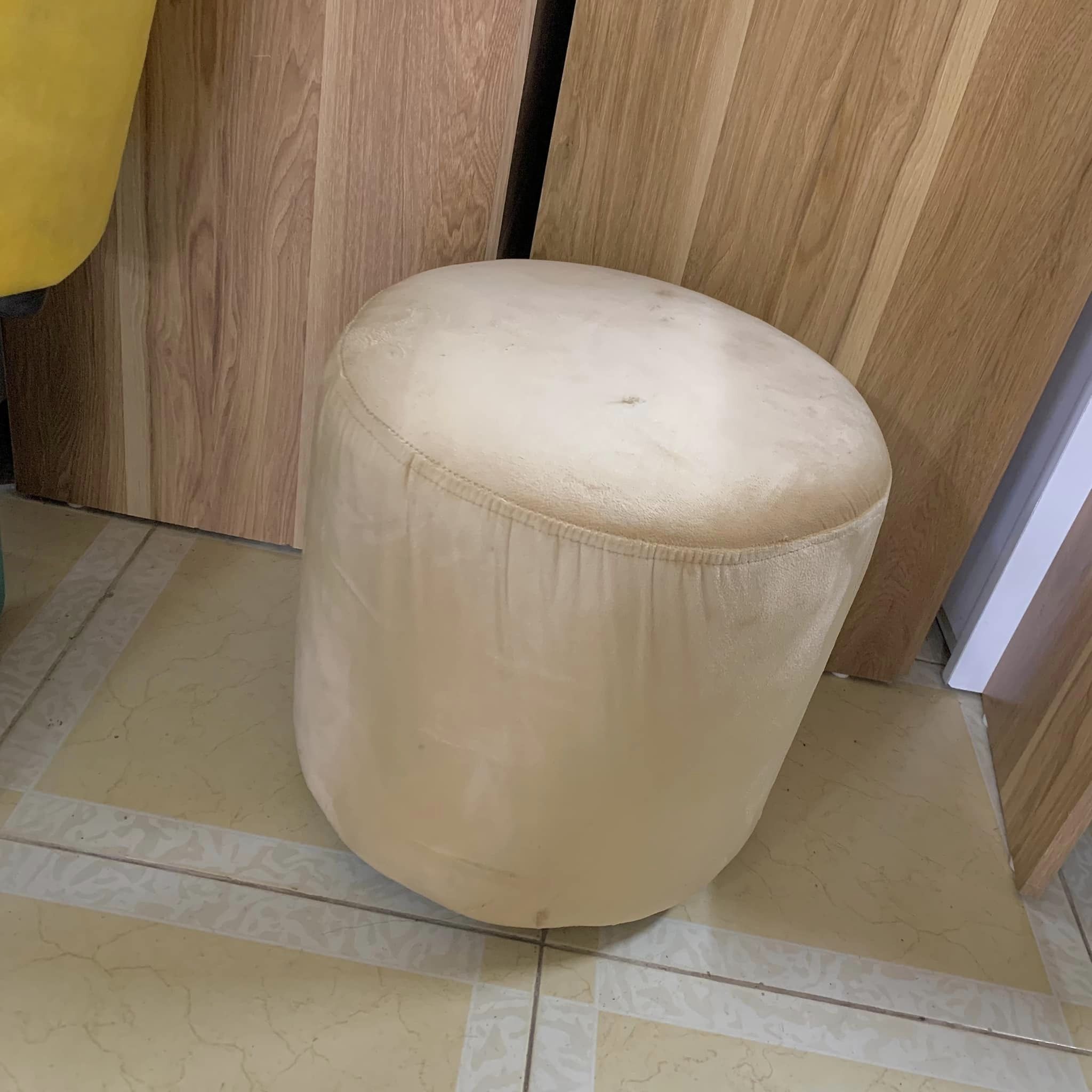 Ghế đôn bằng nỉ