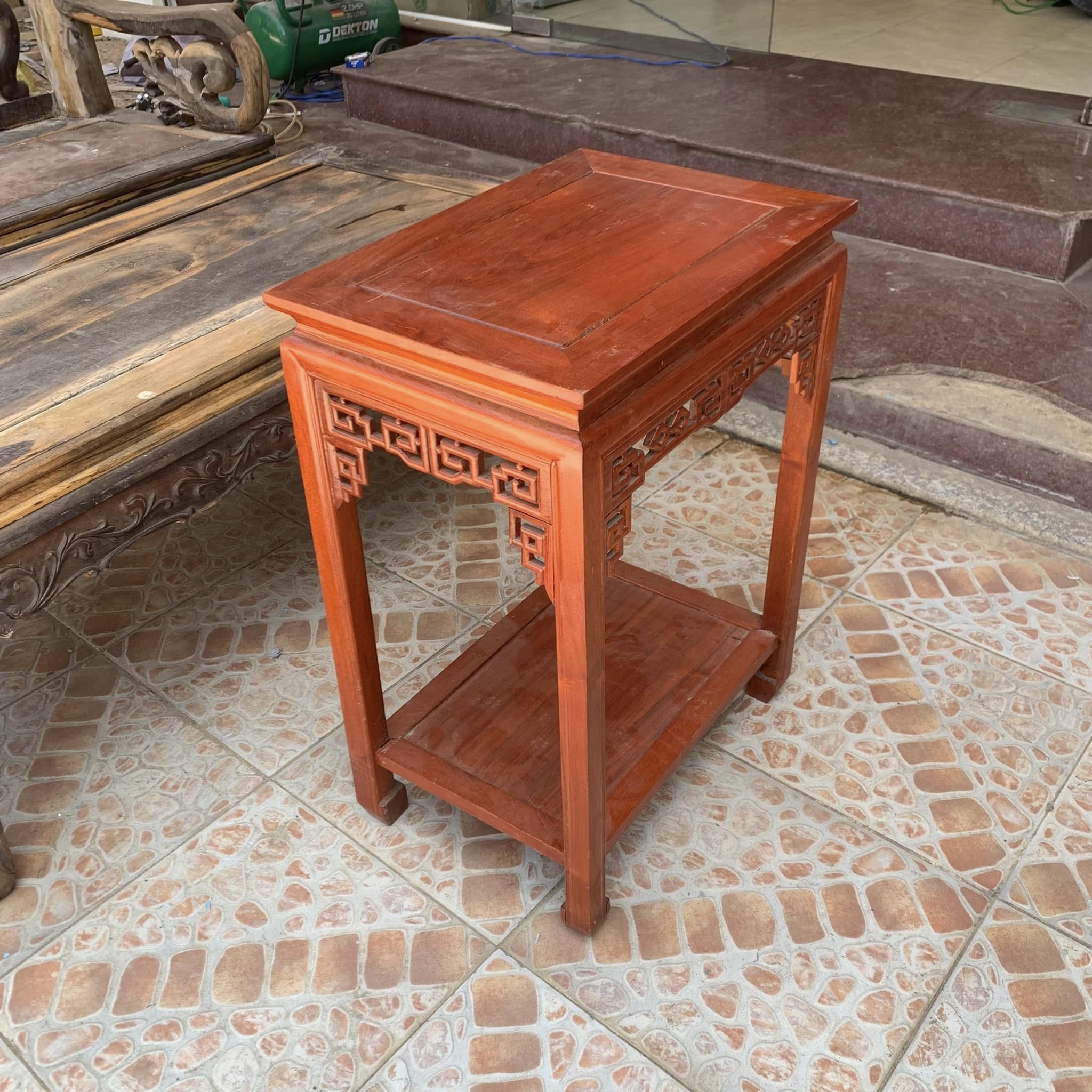 Đôn gỗ hình chữ nhật