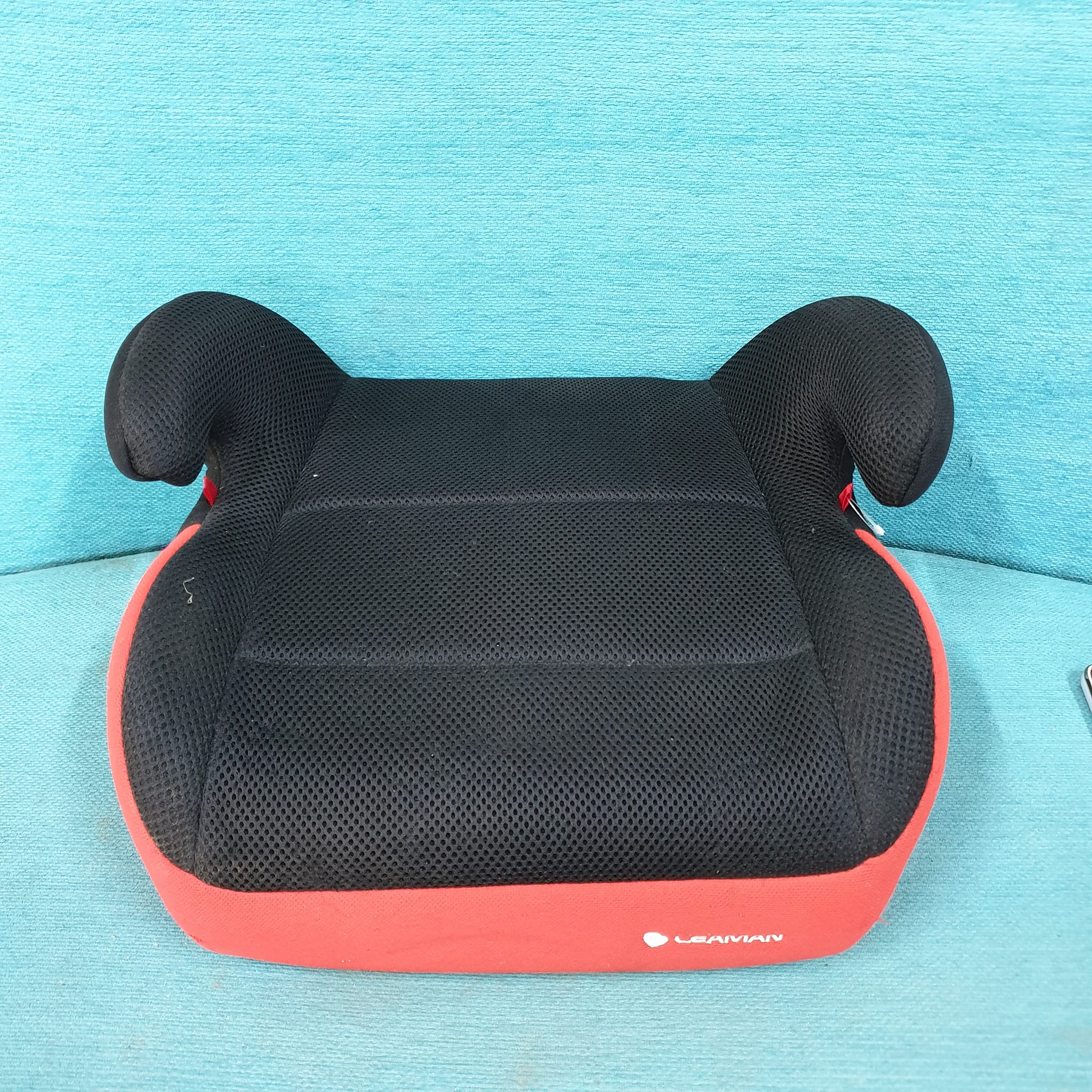 GHẾ ĐỆM NGỒI Ô TÔ CHO BÉ