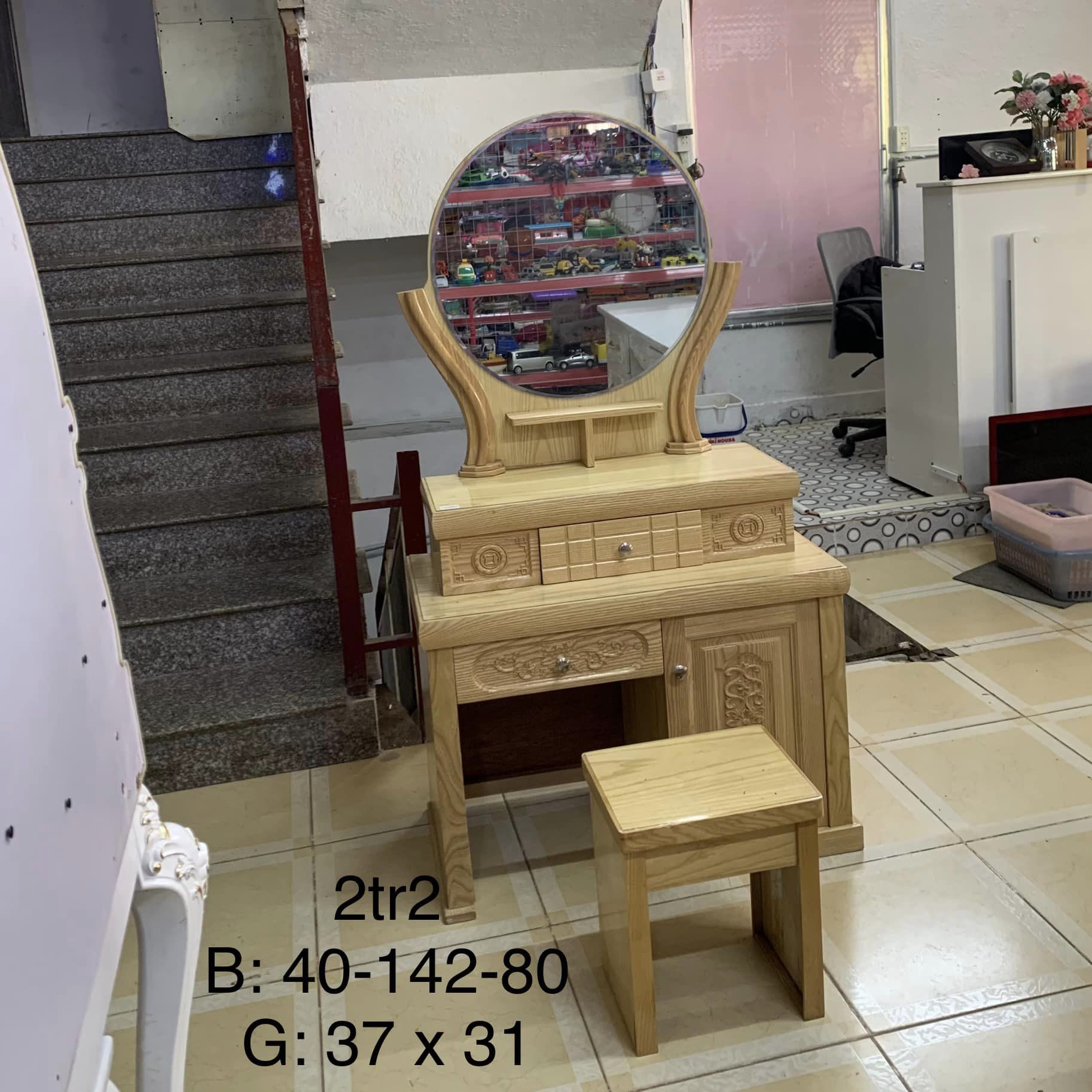 Bàn trang điểm gỗ sồi gương tròn