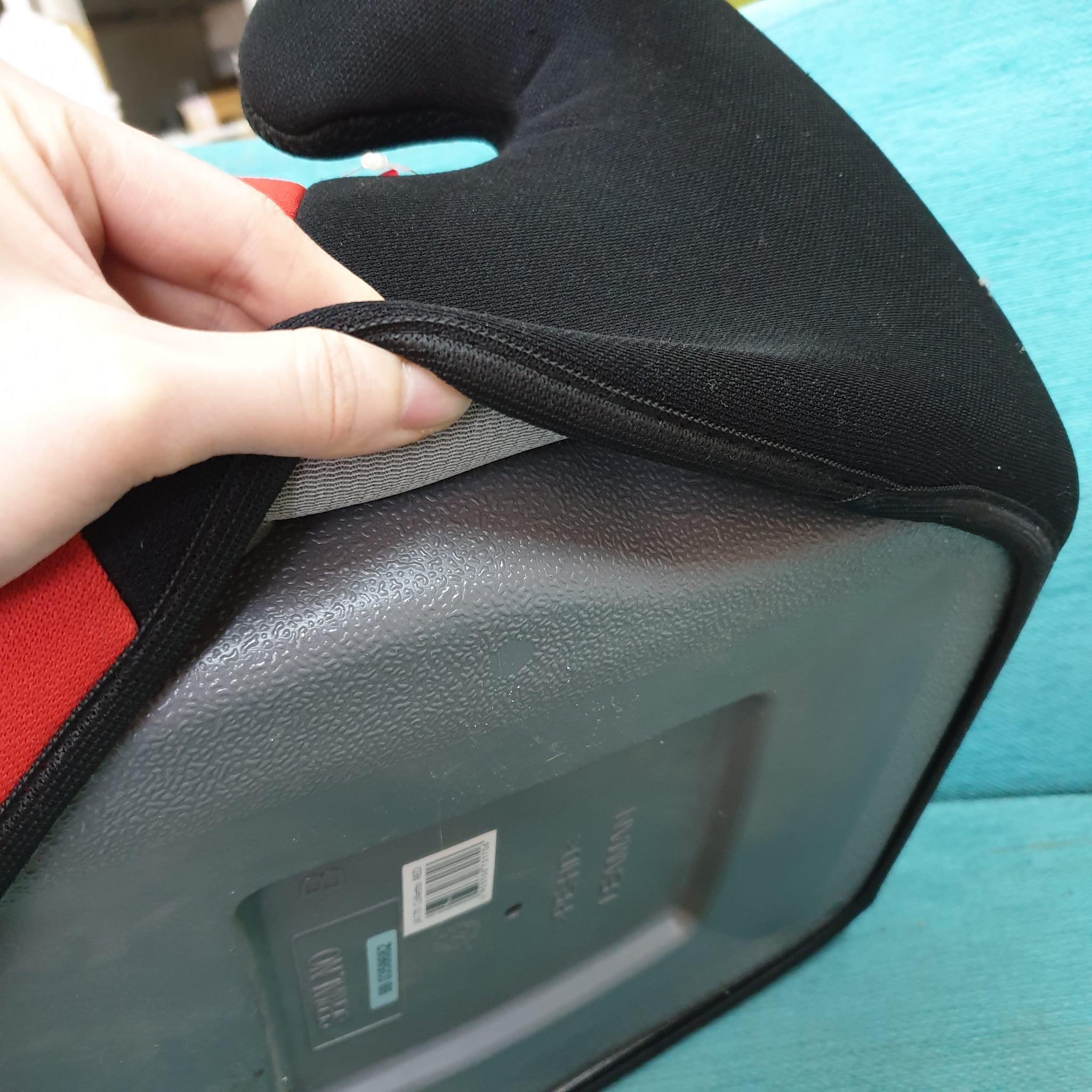 GHẾ ĐỆM NGỒI Ô TÔ CHO BÉ