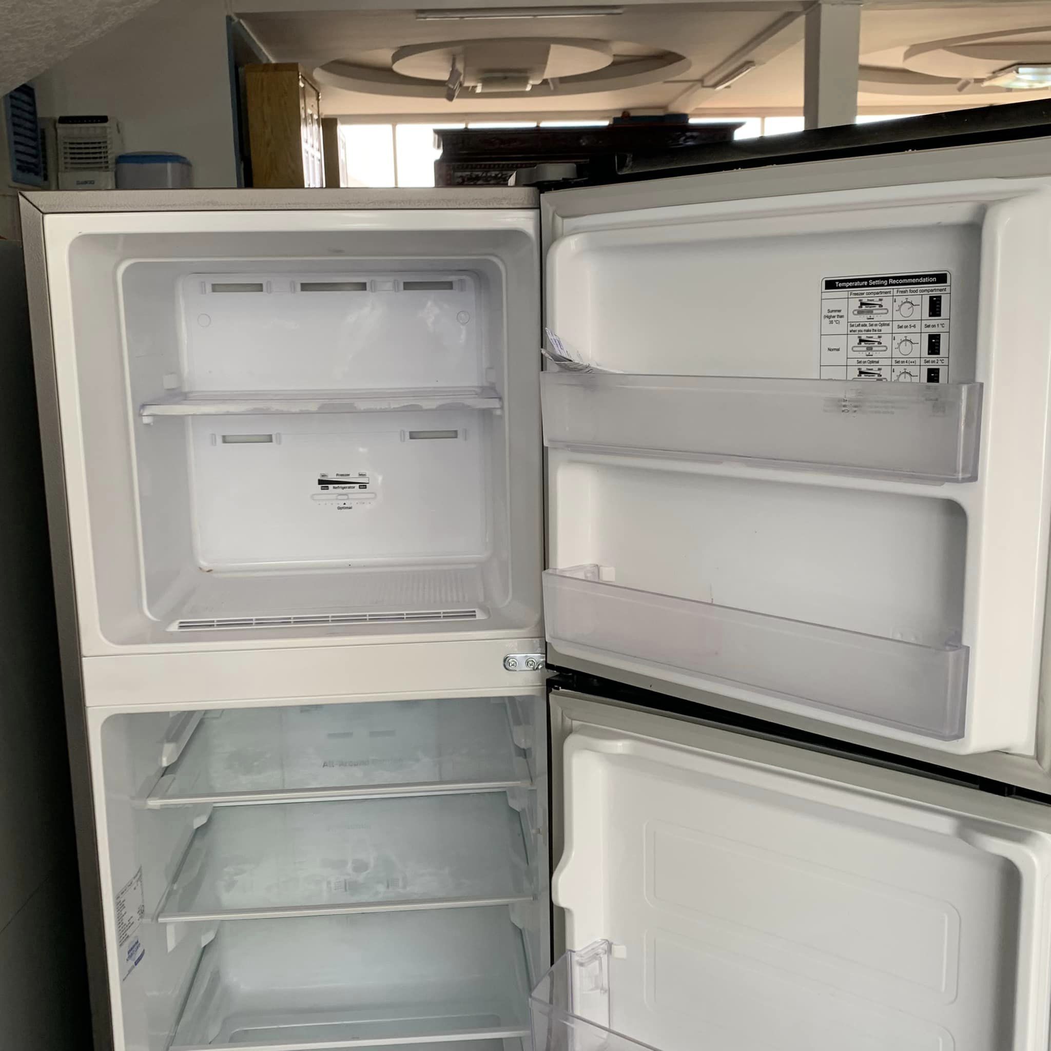 Tủ lạnh Samsung 236l