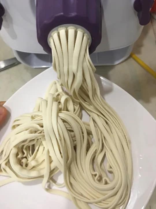 Máy làm bún tươi/mì