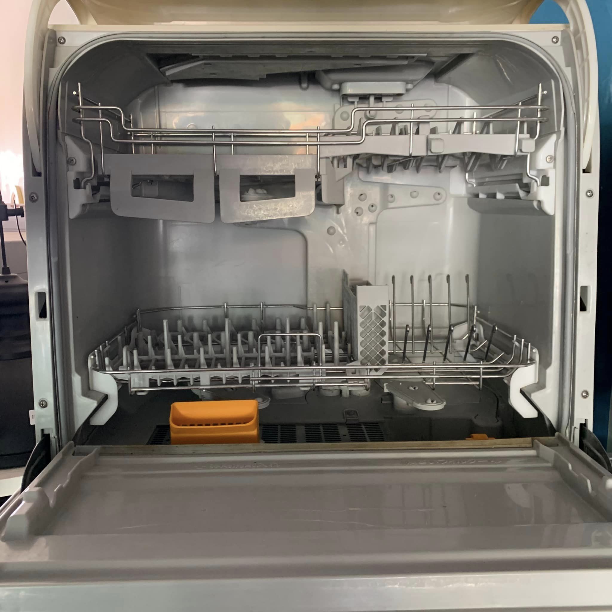MÁY RỬA CHÉN TR7