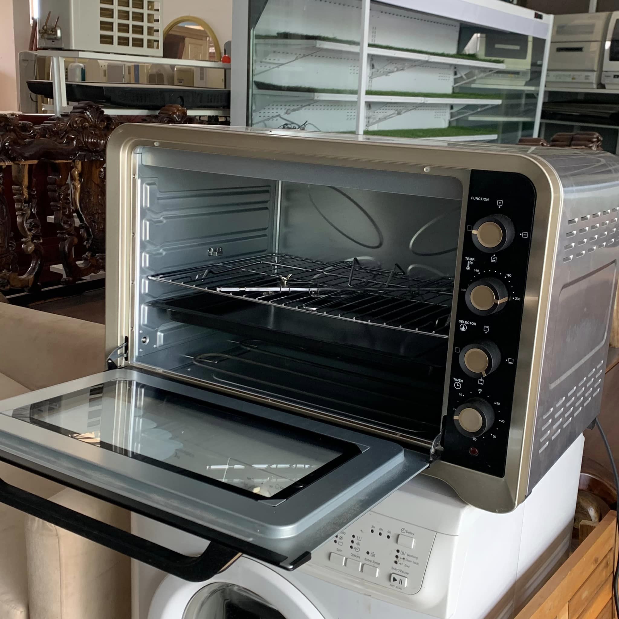 Lò nướng Sanaky 120L