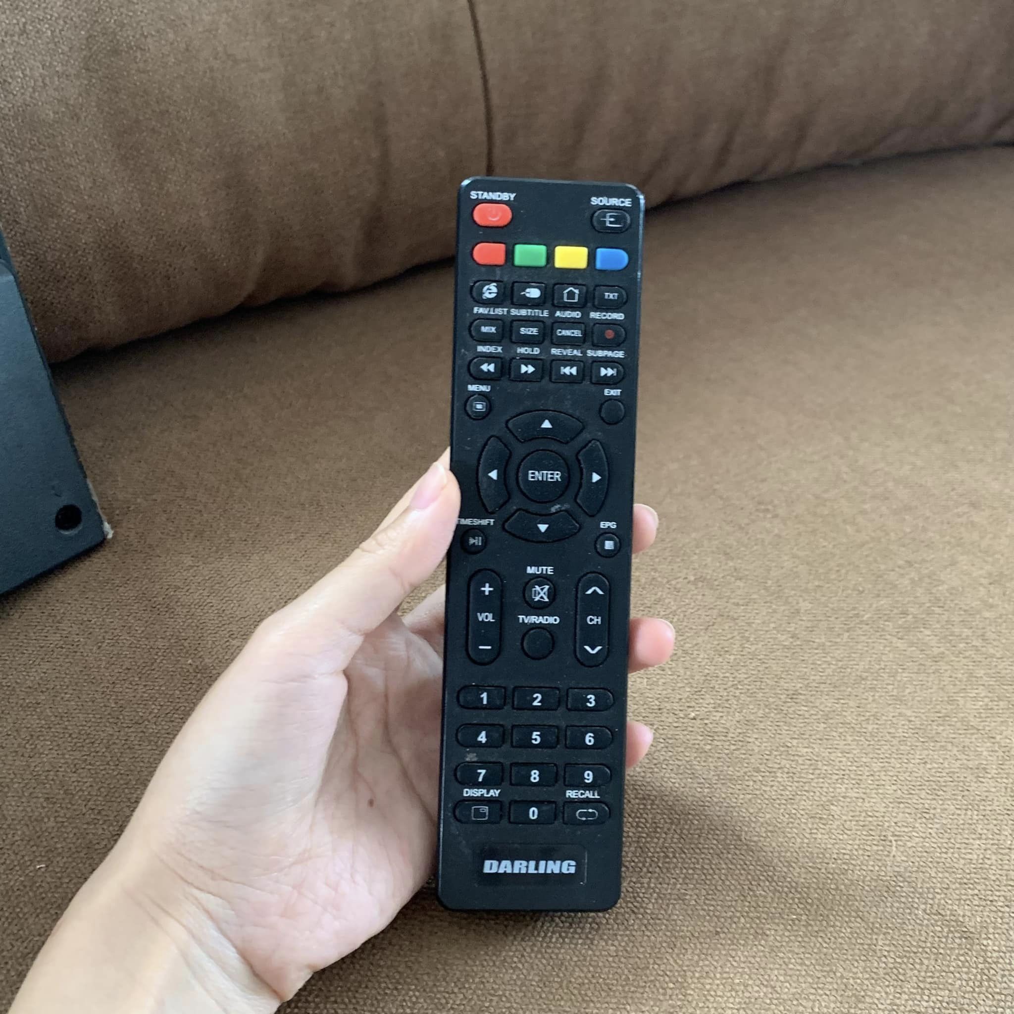 Ti vi Darling 40inch