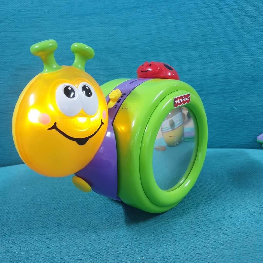 Đồ chơi tập bò cho bé