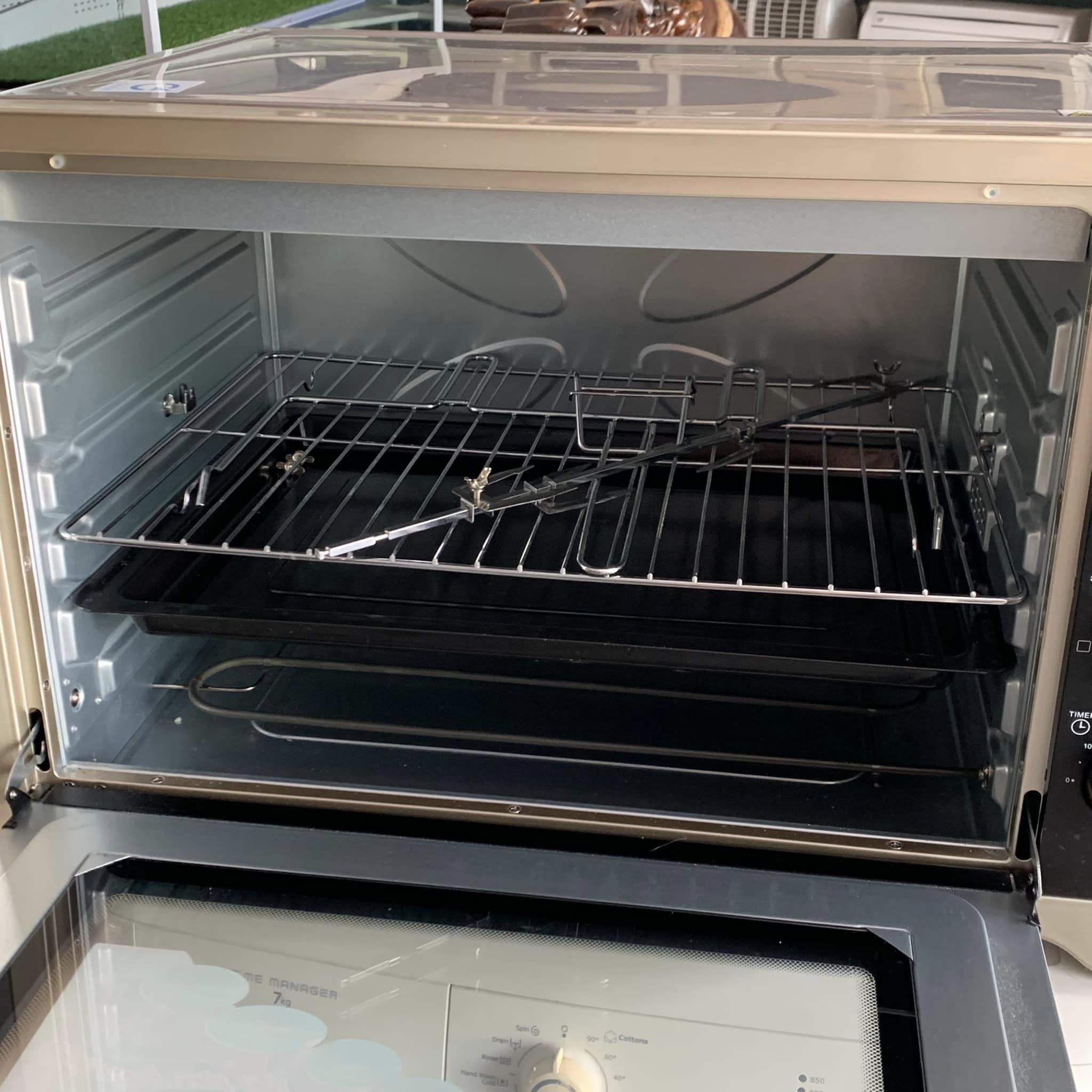 Lò nướng Sanaky 120L