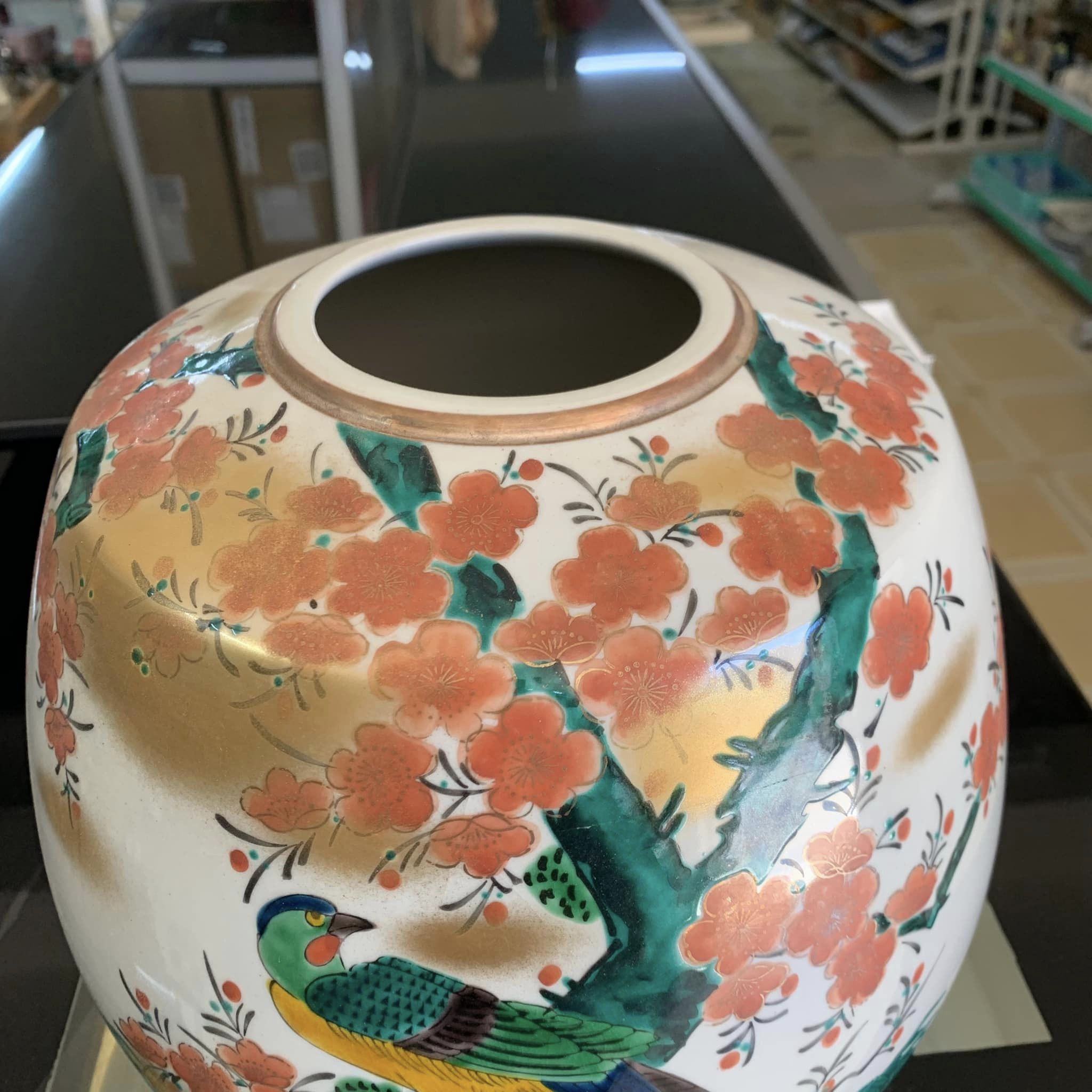 BÌNH HÚT TÀI LỘC MEN TRẮNG VẼ CHIM TRĨ HOA ĐÀO