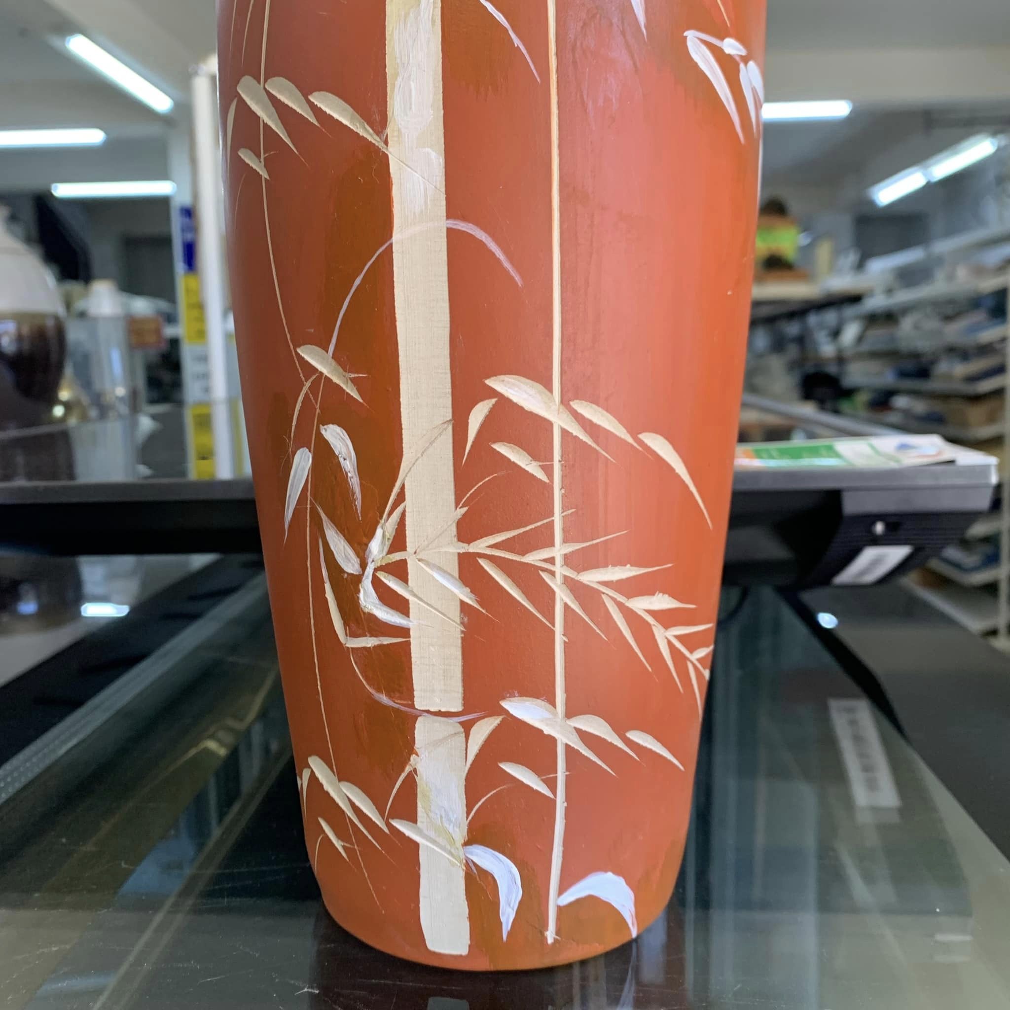 BÌNH HOA KHẮC LÁ TRE