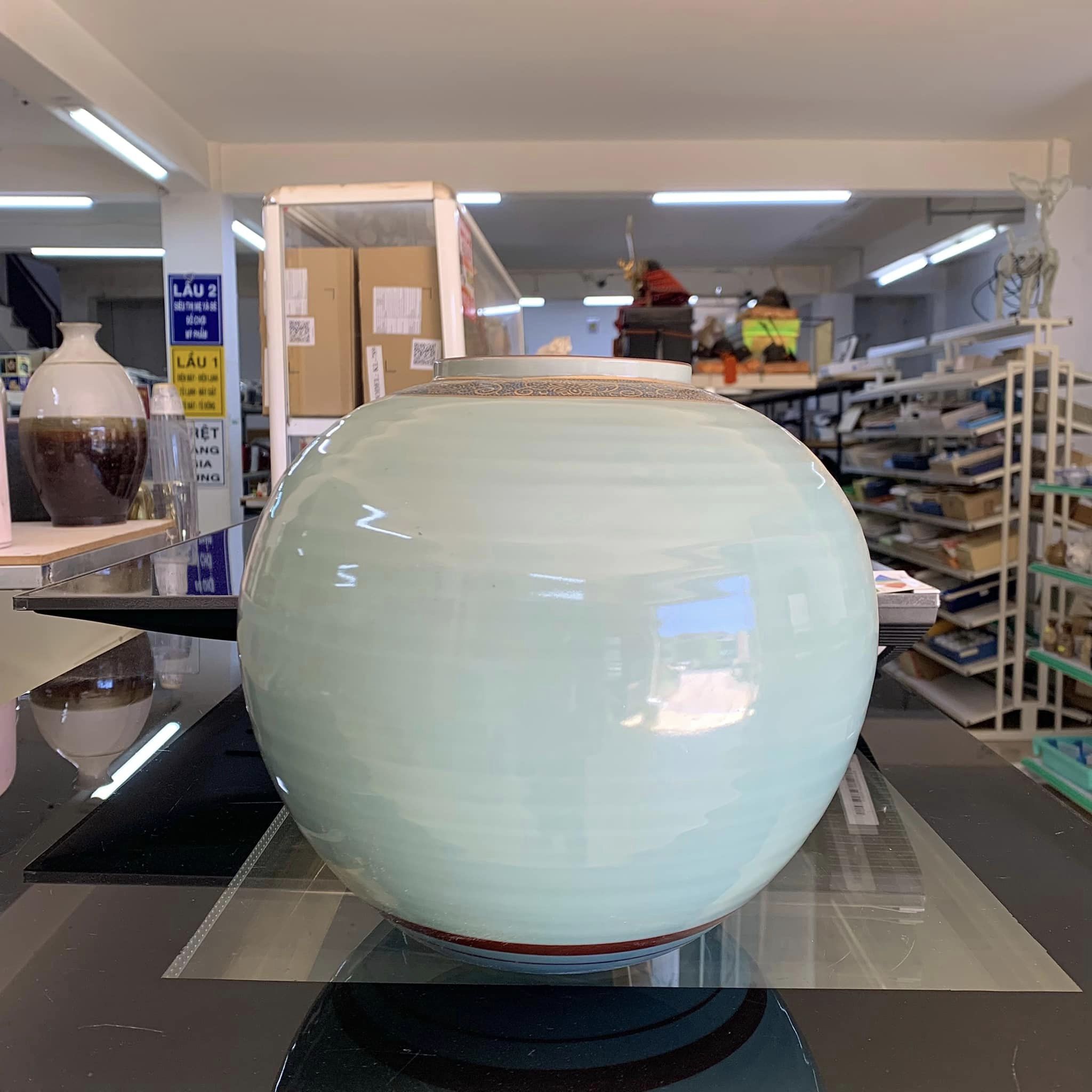 BÌNH HOA TRÁNG MEN SANG TRỌNG