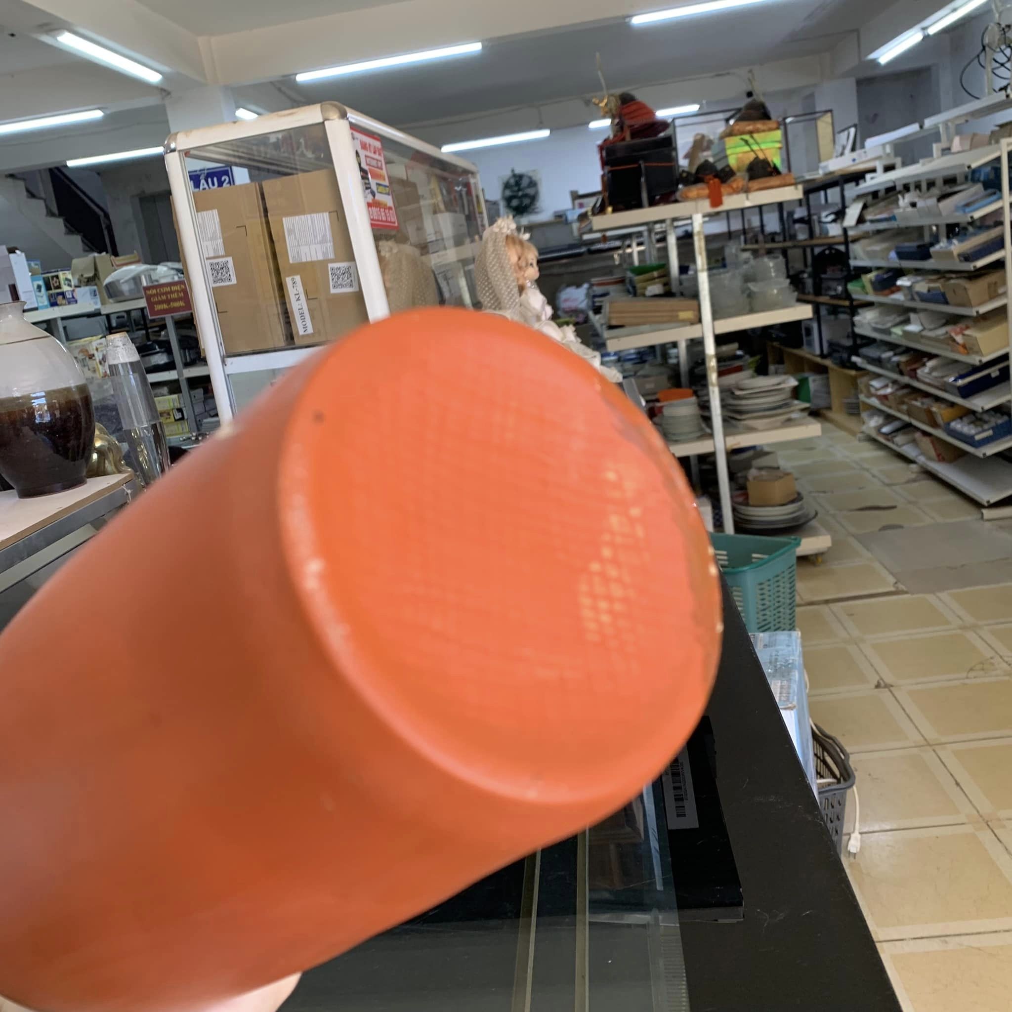 BÌNH HOA KHẮC LÁ TRE