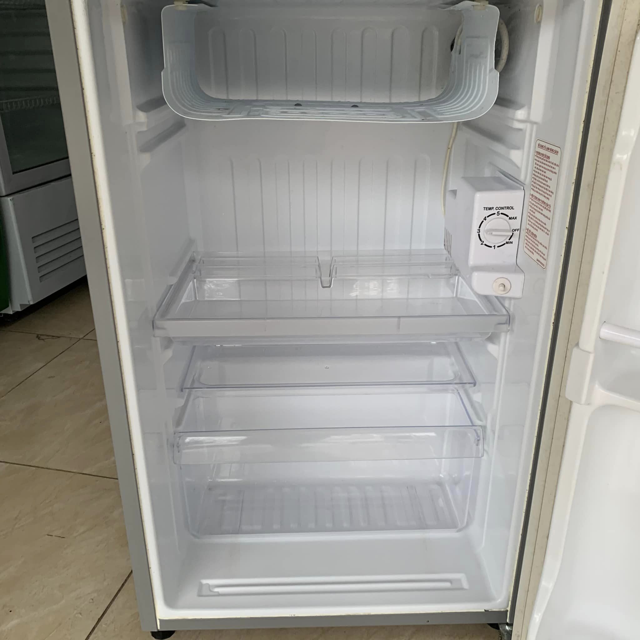 Tủ lạnh Sanyo 90l a