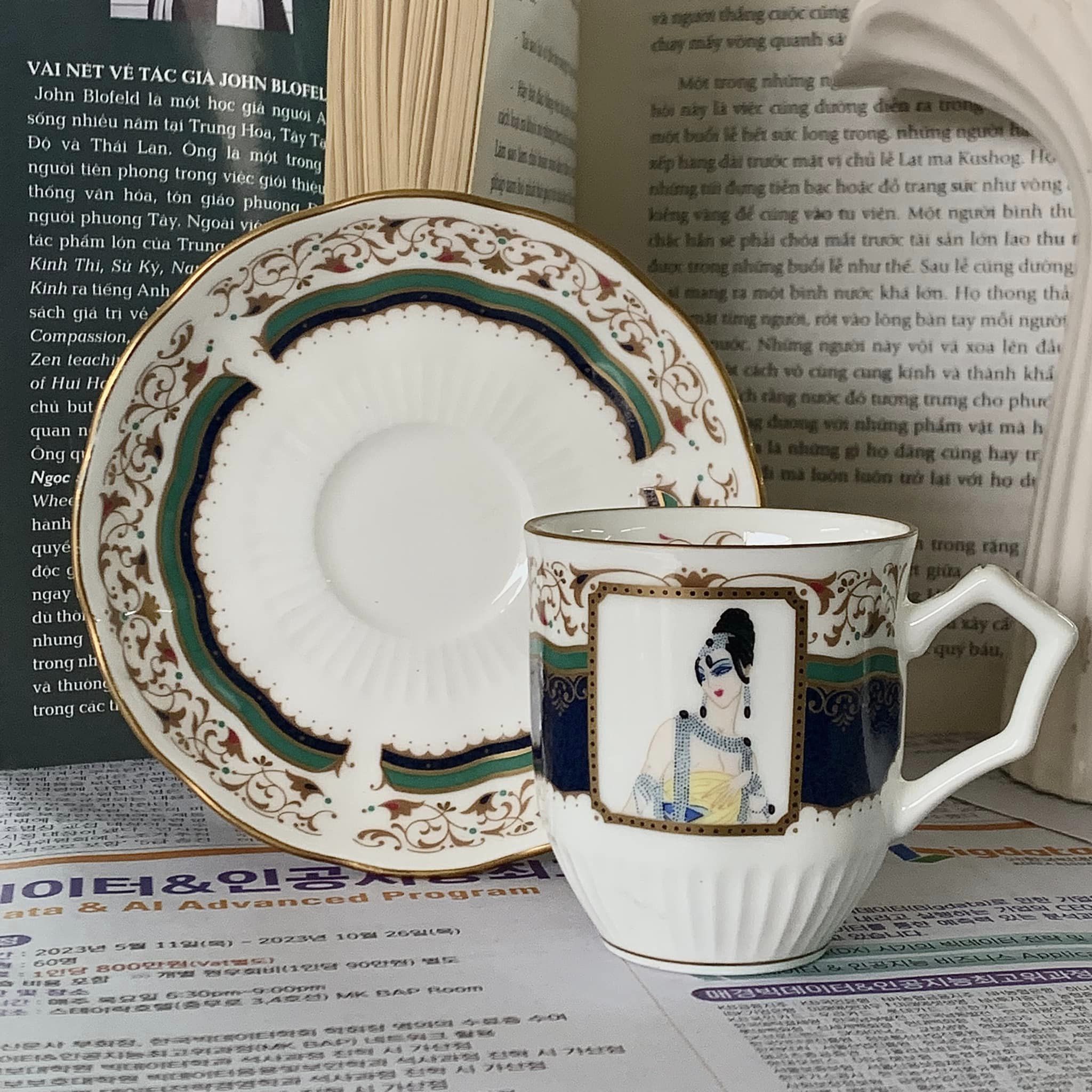 Set dĩa trà Esprit d’Erté 1990-xanh
