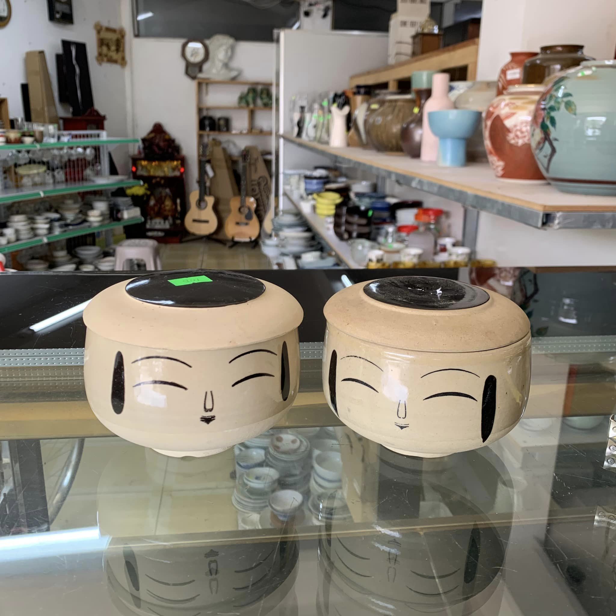 Hộp kokeshi gốm sứ - bát trà có nắp-đậm