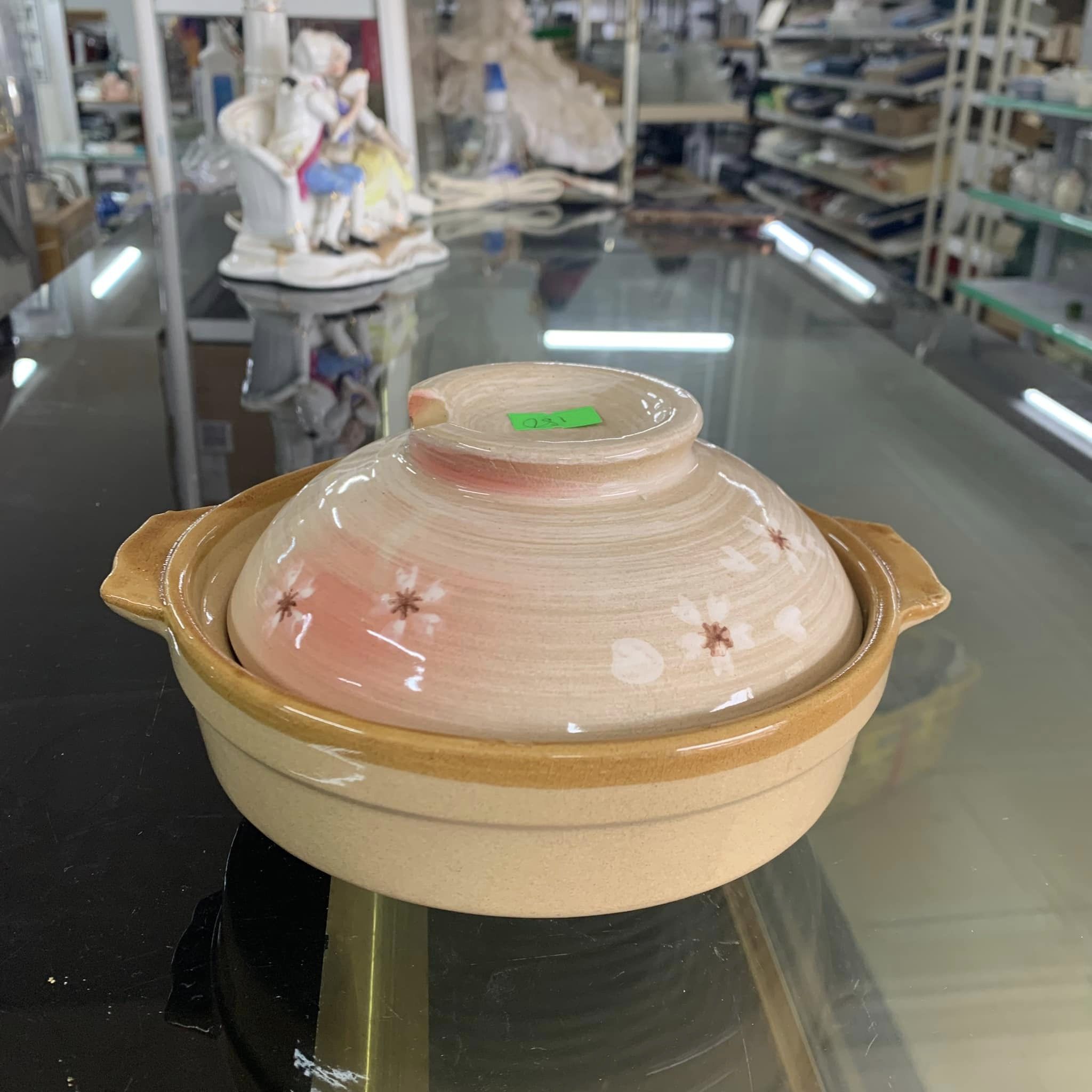 Nồi gốm hoa anh đào xinh xắn