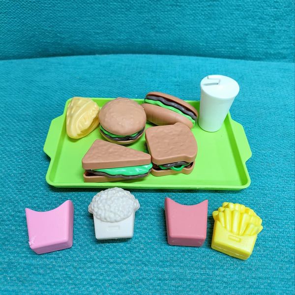 Set Đồ Ăn Nhanh Bằng Nhựa