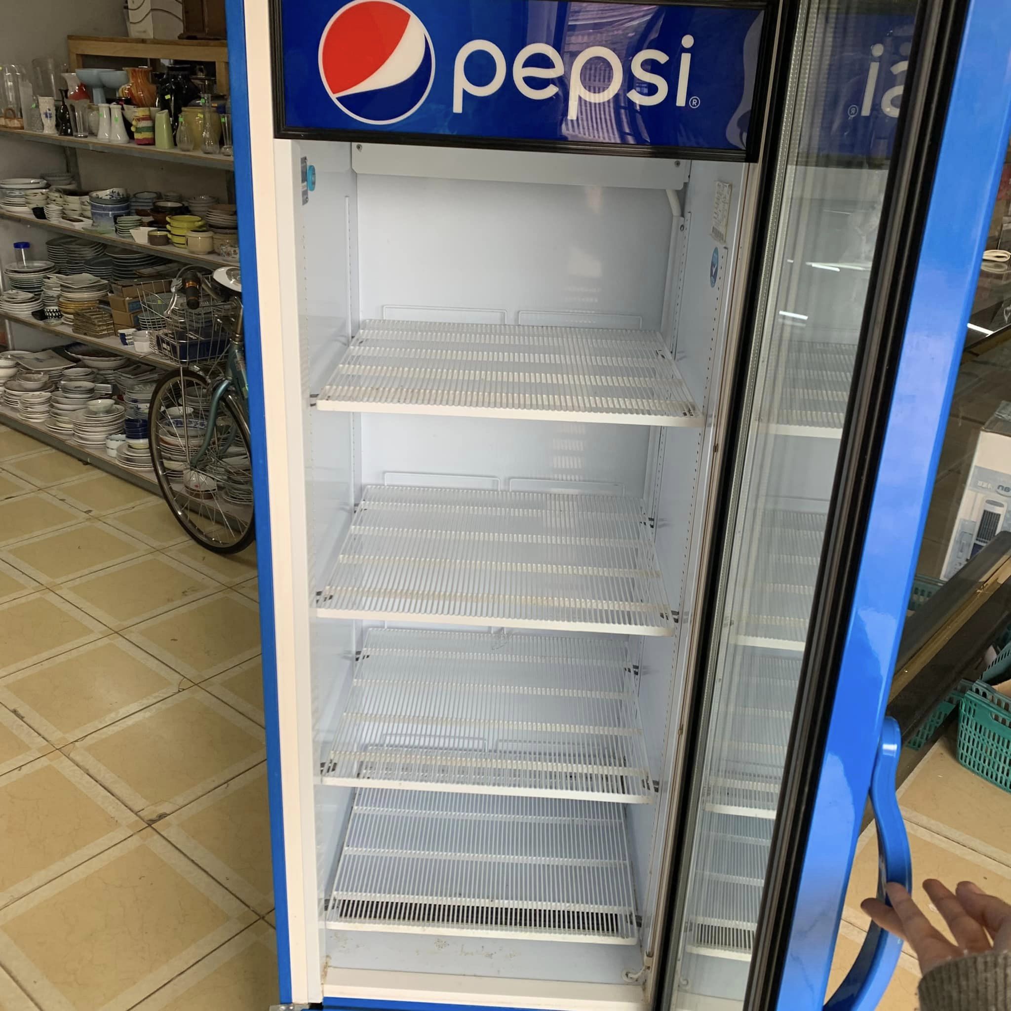 TỦ MÁT PEPSI 400L
