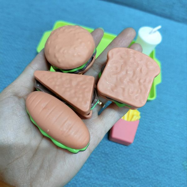 Set Đồ Ăn Nhanh Bằng Nhựa