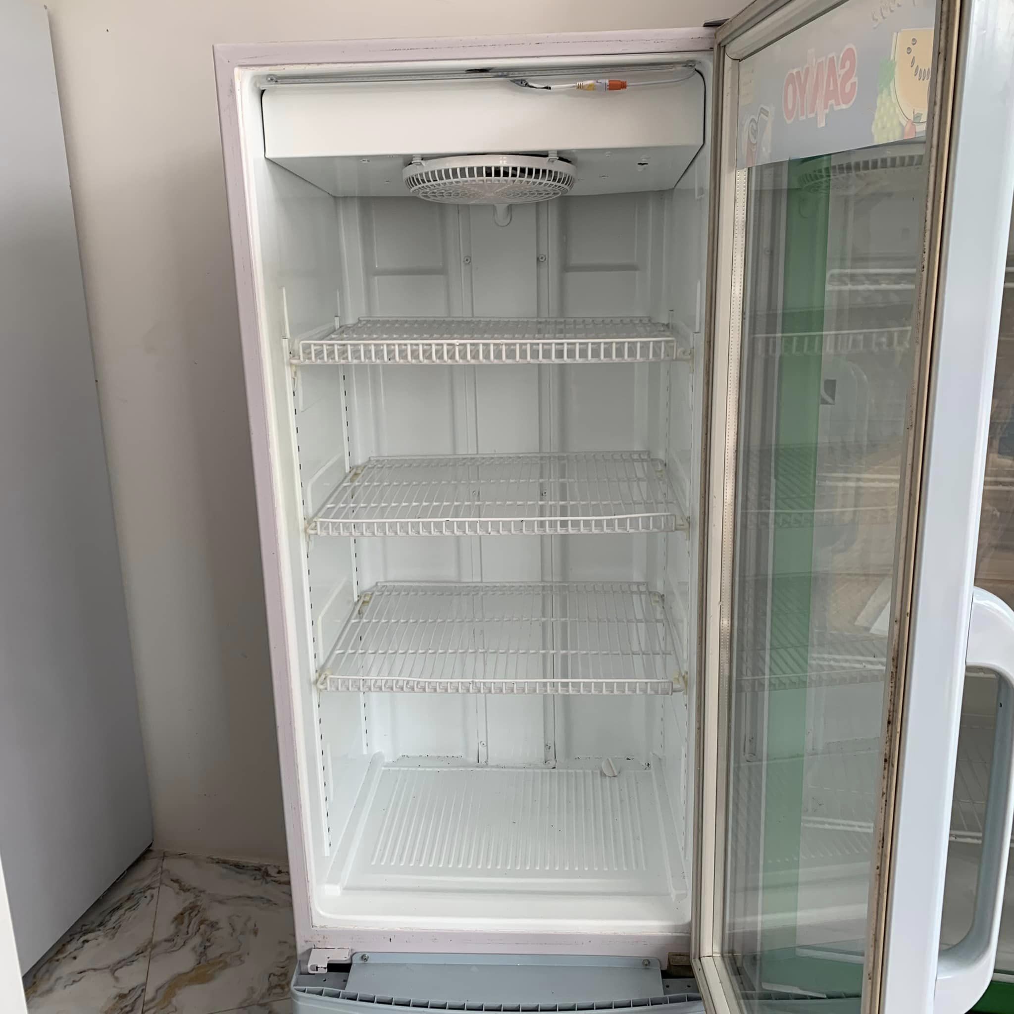 Tủ mát Sanyo 50